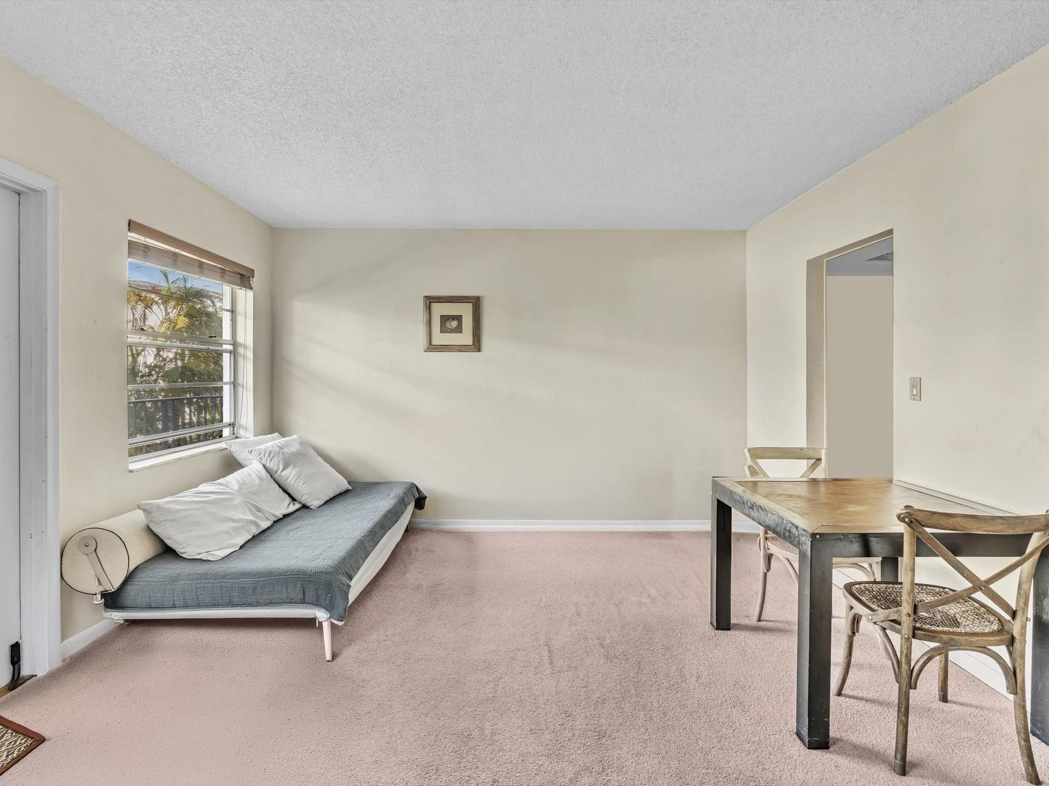 VICTORIA PALMS CONDO - Residential