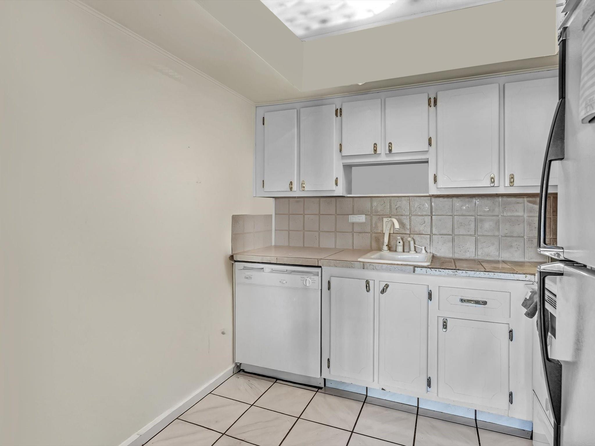 VICTORIA PALMS CONDO - Residential