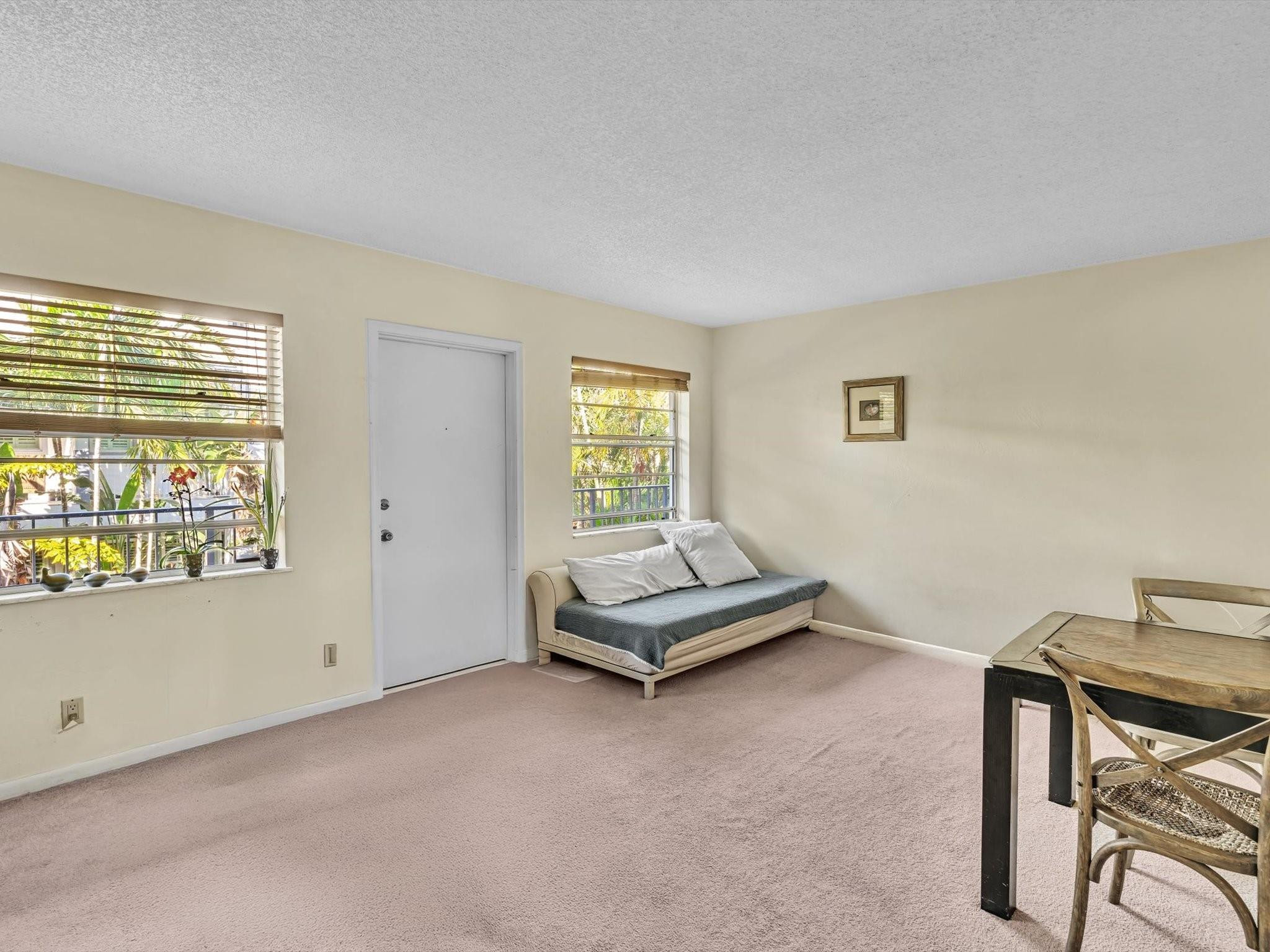 VICTORIA PALMS CONDO - Residential