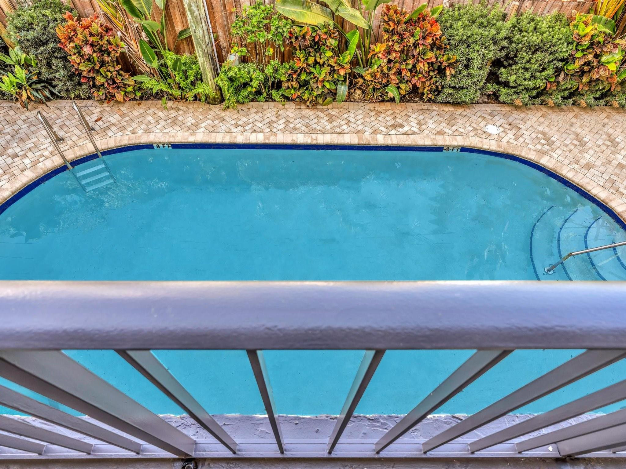 VICTORIA PALMS CONDO - Residential