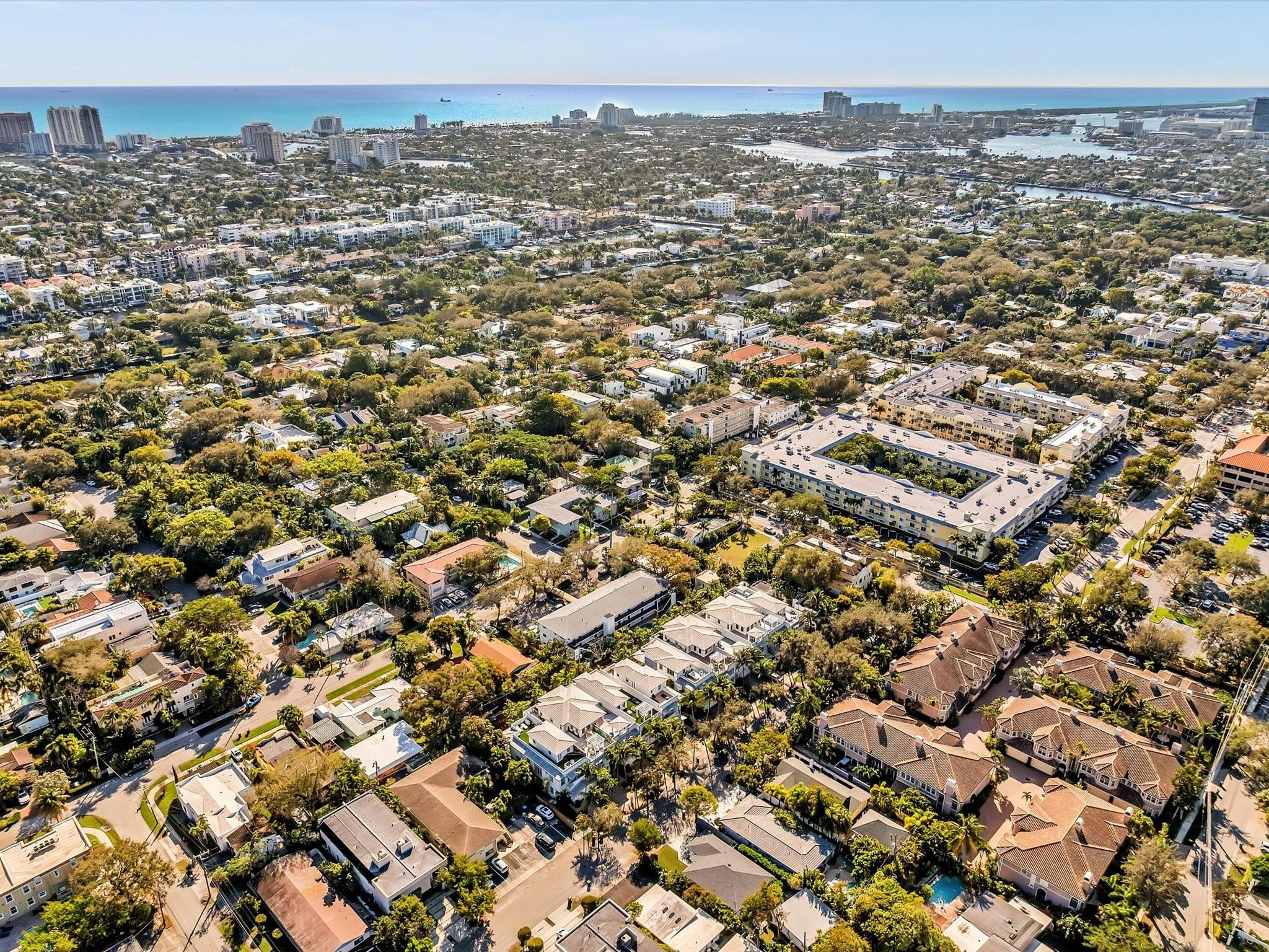 VICTORIA PALMS CONDO - Residential