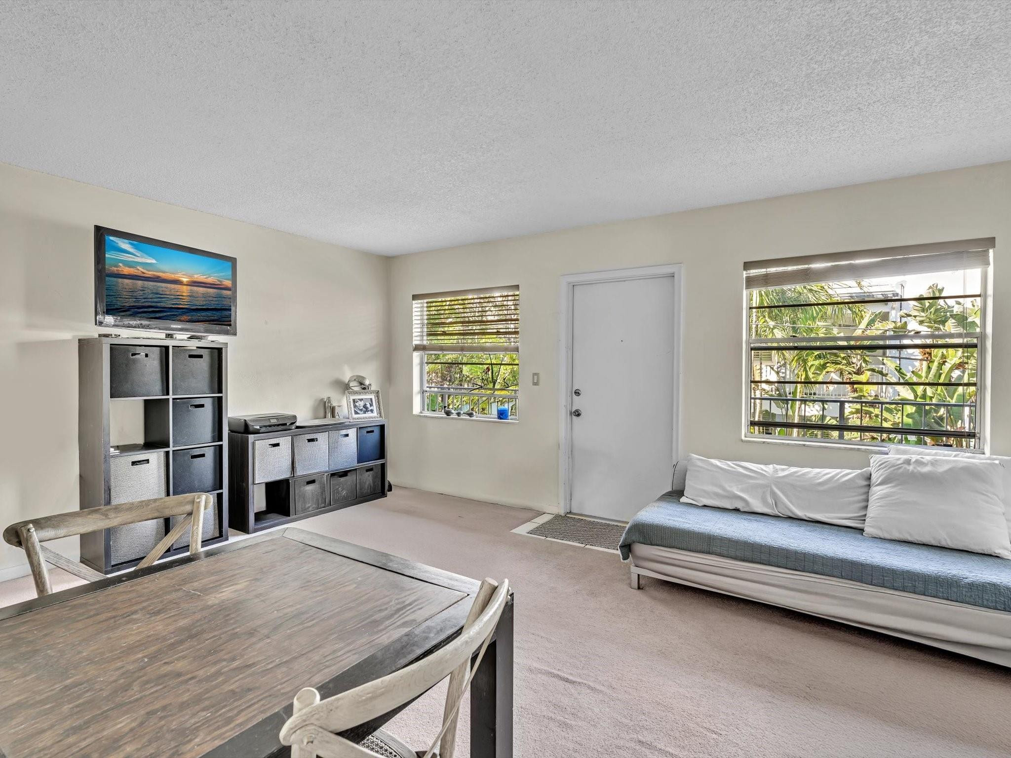 VICTORIA PALMS CONDO - Residential
