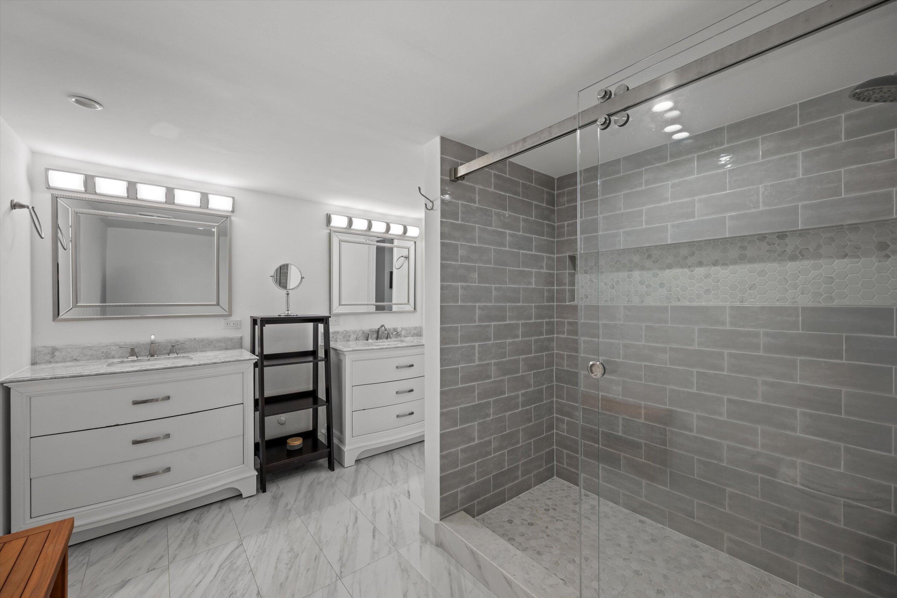 HURLINGHAM CONDO - Residential