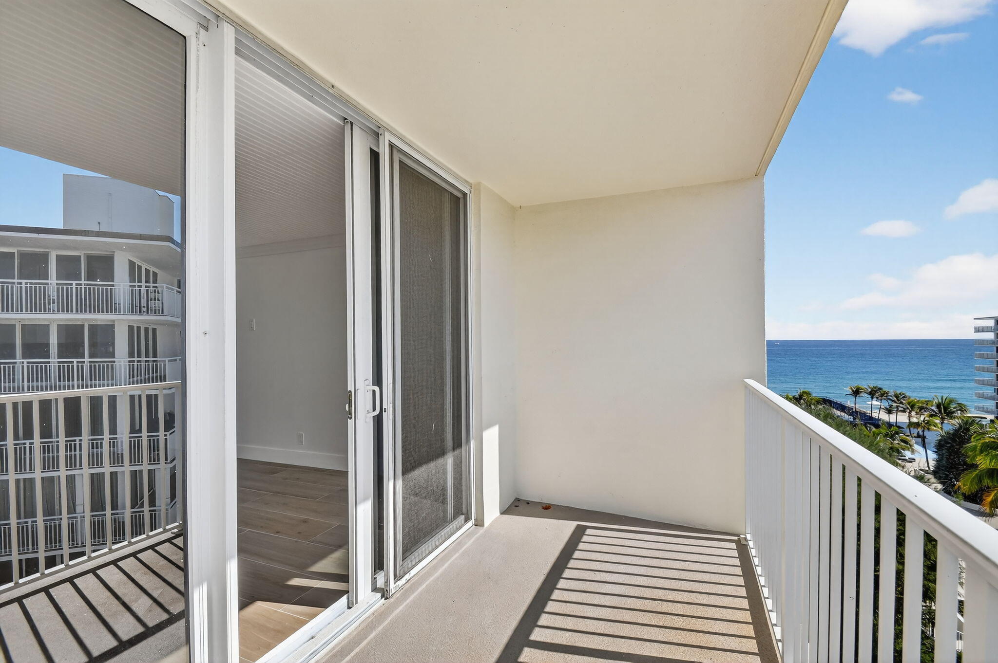 Le Chateau Royal Condo - Residential