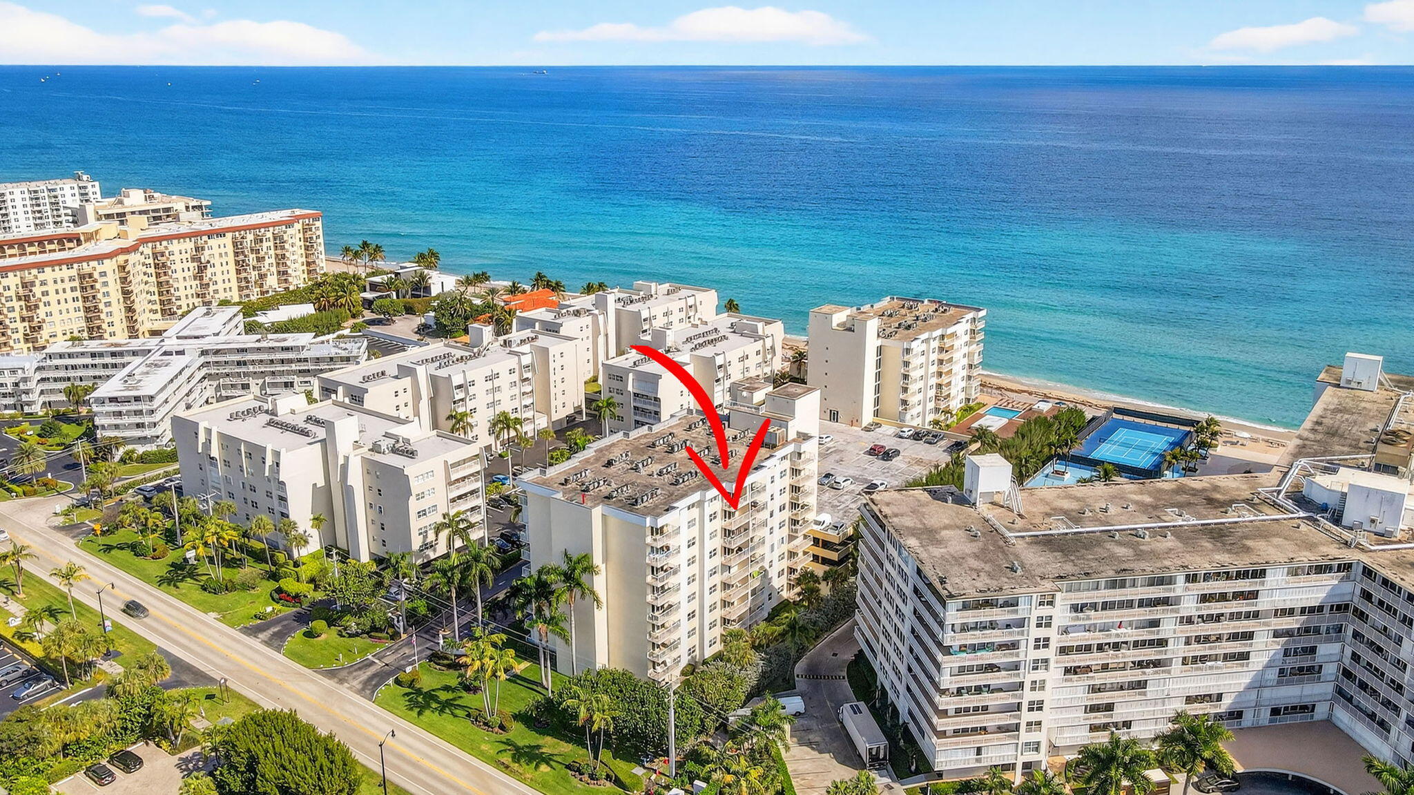 Le Chateau Royal Condo - Residential