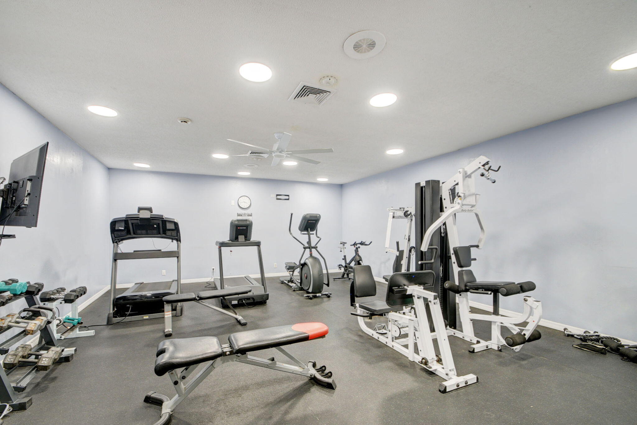 Le Chateau Royal Condo - Residential
