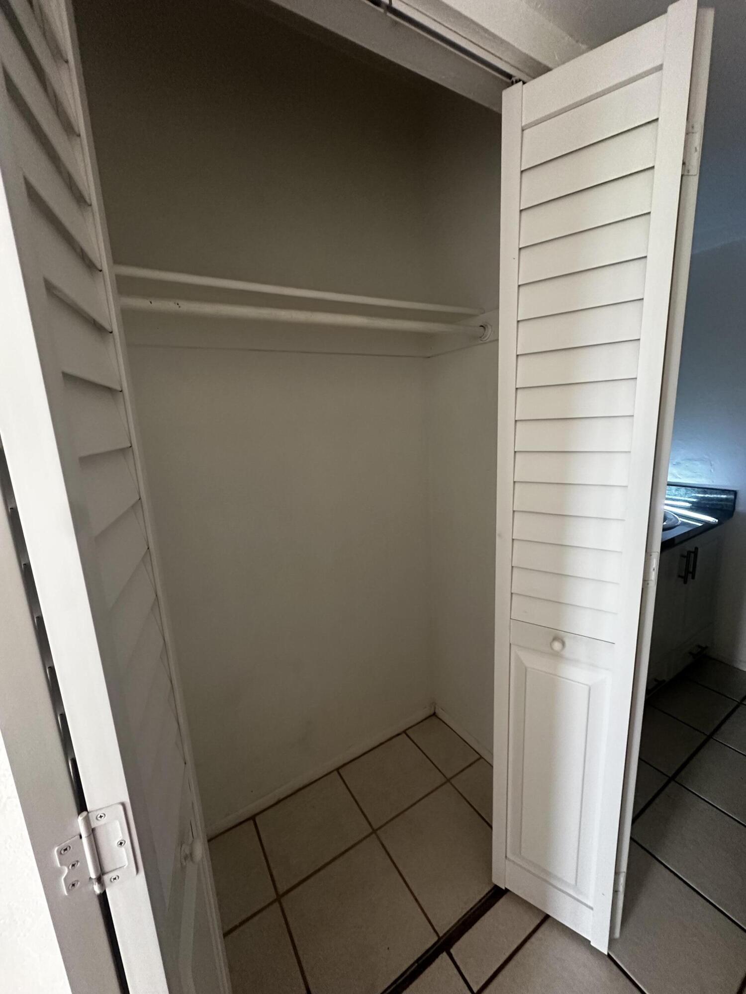 RAMBLEWOOD CONDO C - Residential