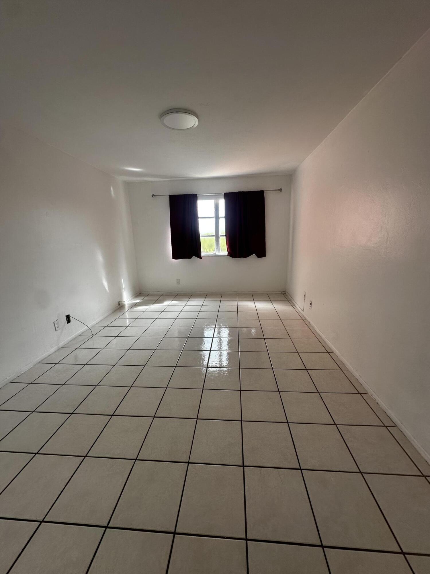 RAMBLEWOOD CONDO C - Residential
