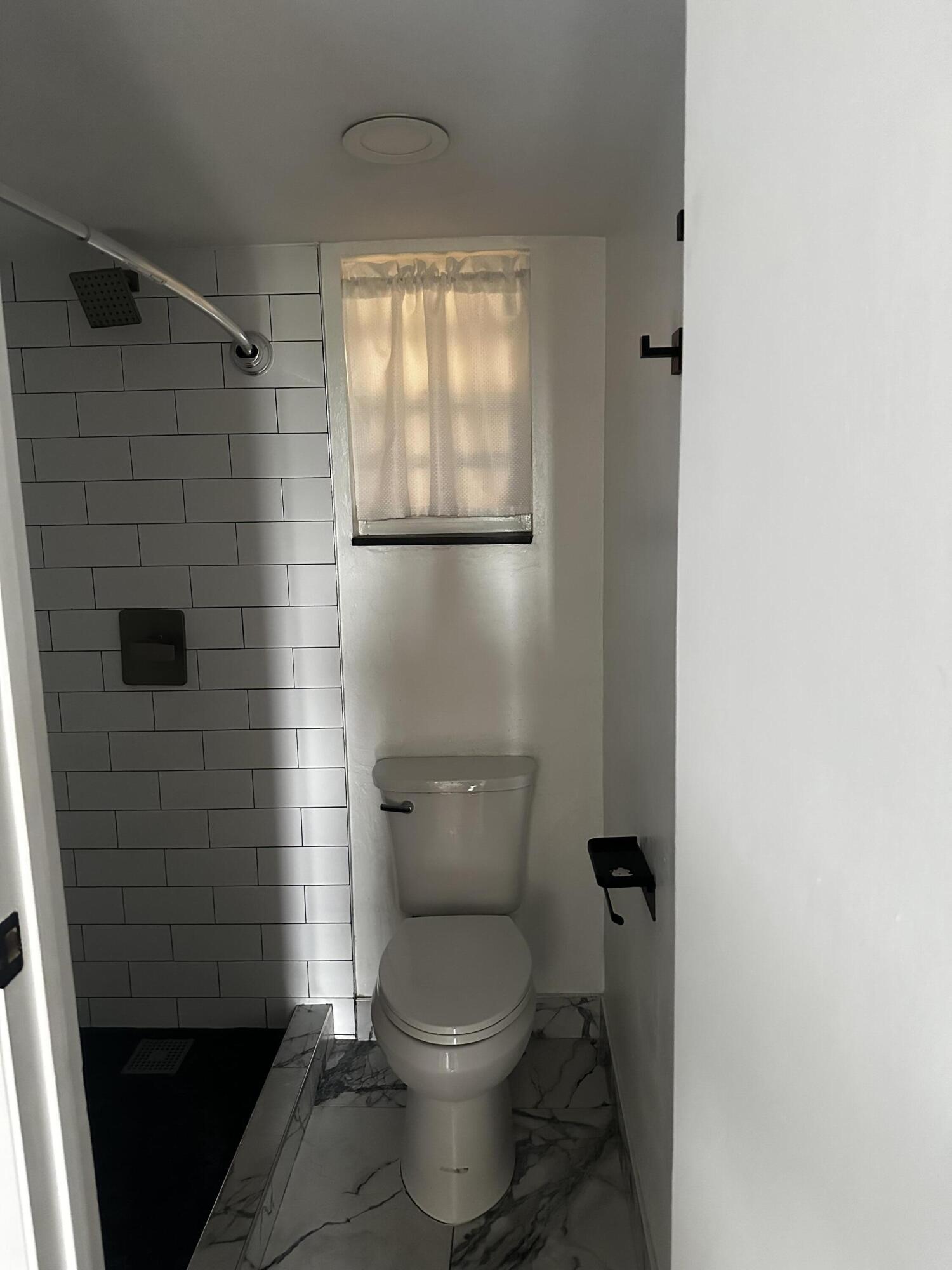 RAMBLEWOOD CONDO C - Residential