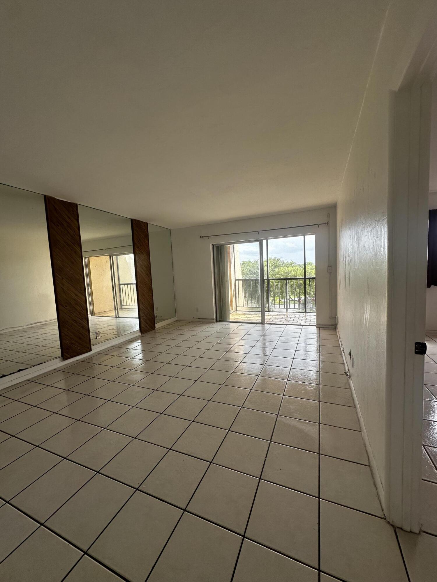 RAMBLEWOOD CONDO C - Residential