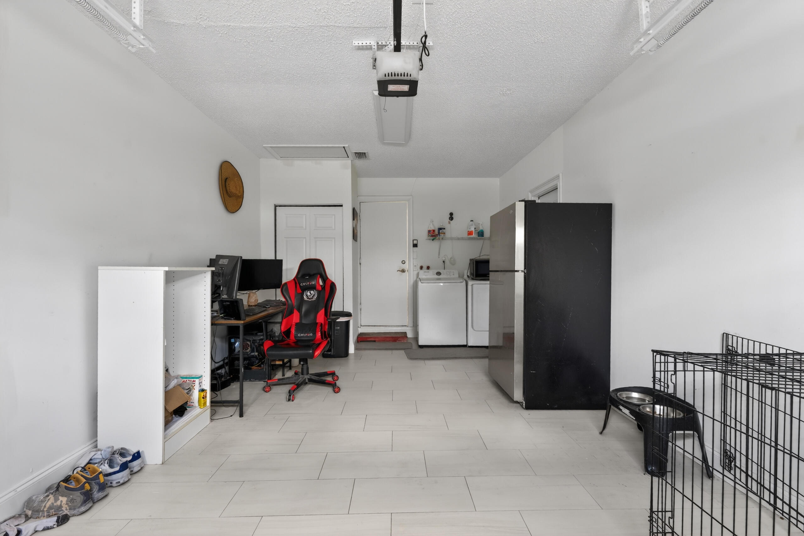 HOLIDAY CITY AT BOCA RATON SEC 5 - Residential
