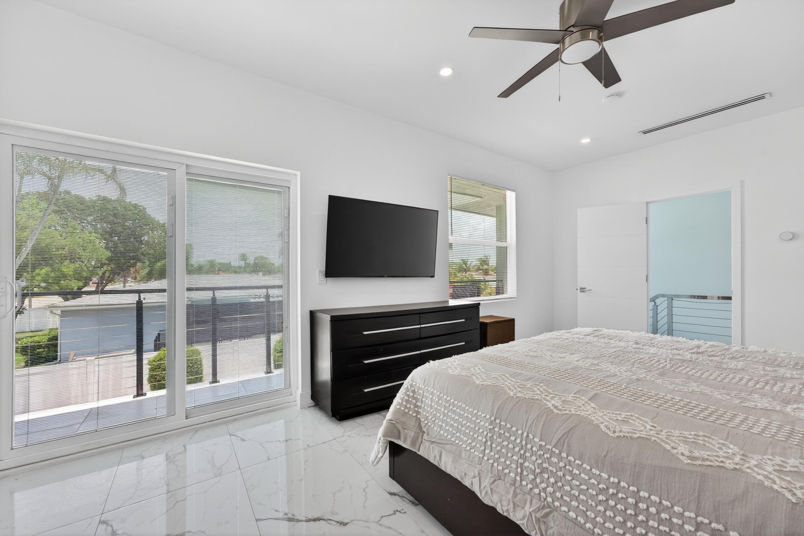 HOLIDAY CITY AT BOCA RATON SEC 5 - Residential
