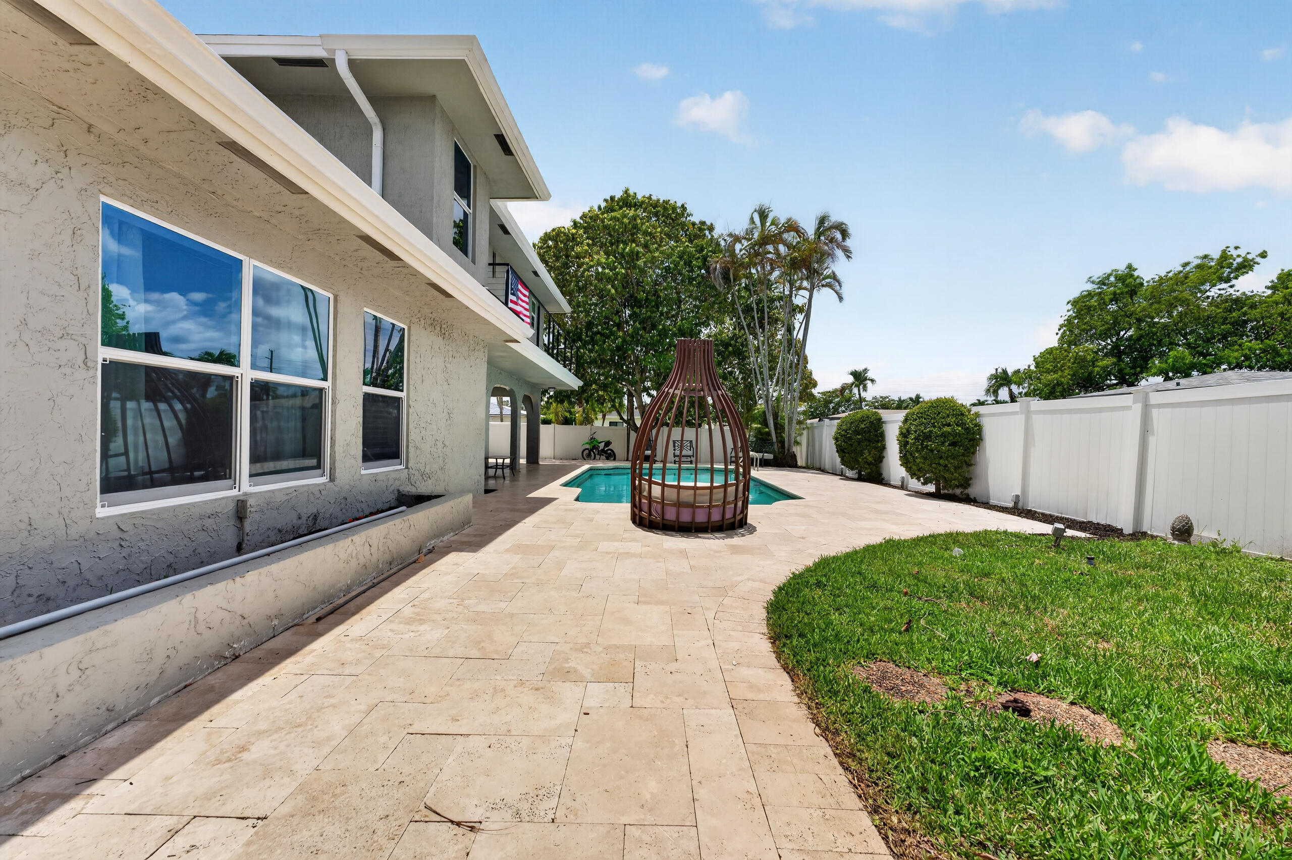 HOLIDAY CITY AT BOCA RATON SEC 5 - Residential