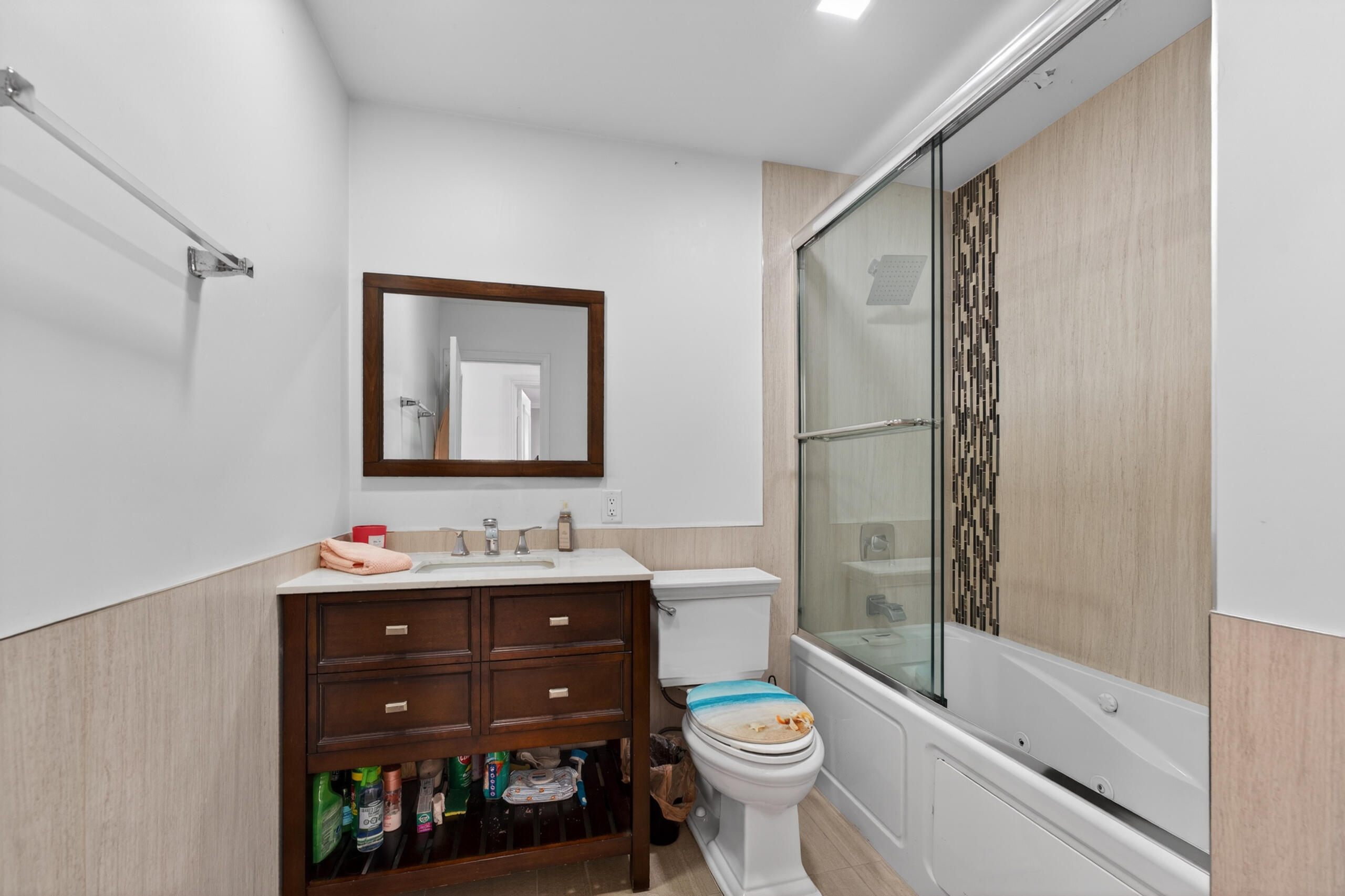 HOLIDAY CITY AT BOCA RATON SEC 5 - Residential