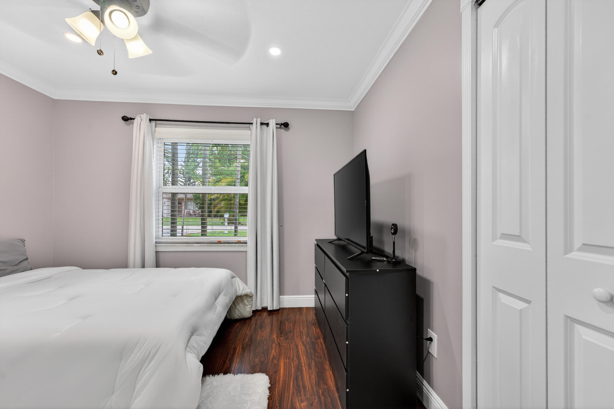 HOLIDAY CITY AT BOCA RATON SEC 5 - Residential