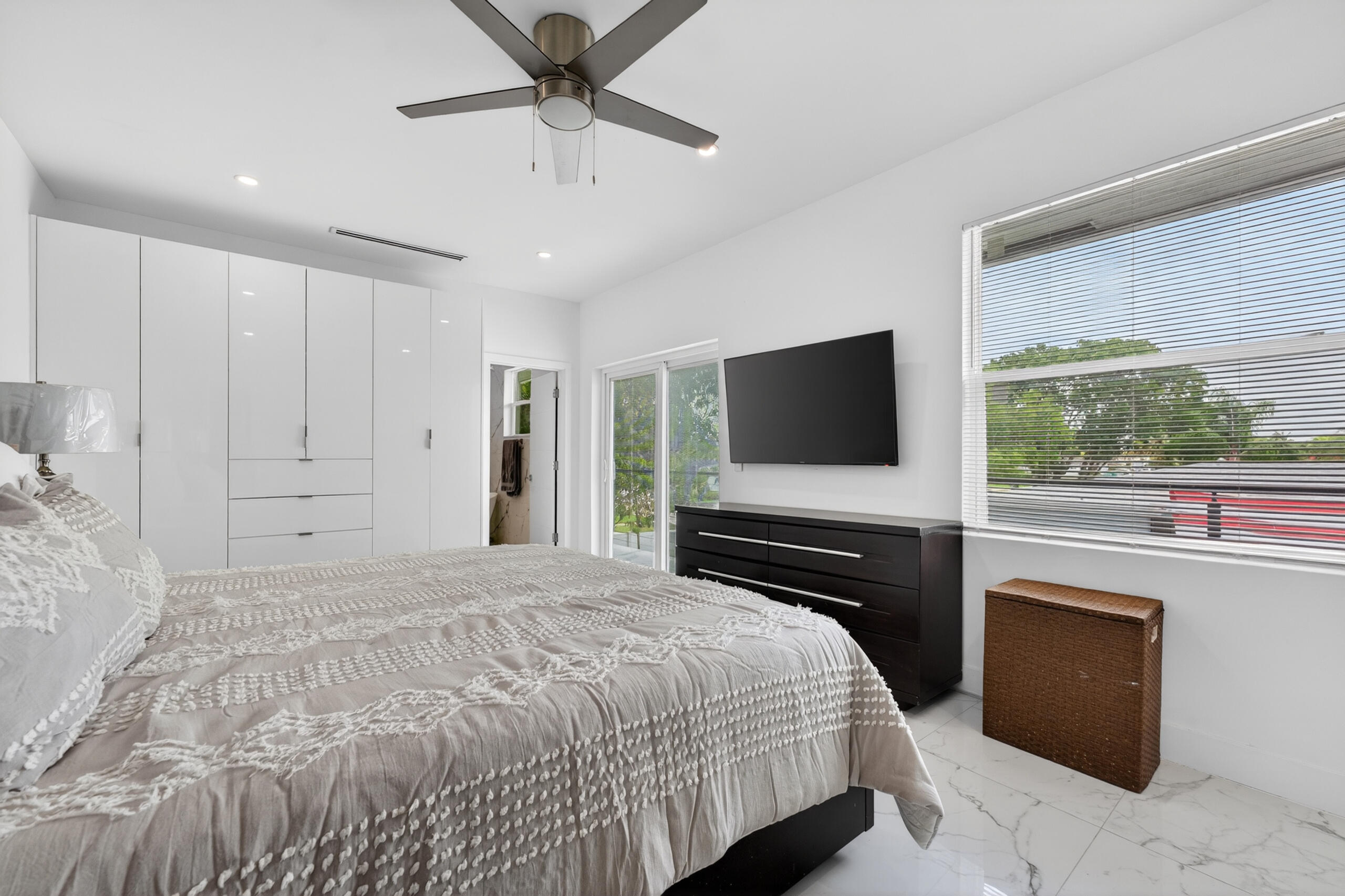 HOLIDAY CITY AT BOCA RATON SEC 5 - Residential