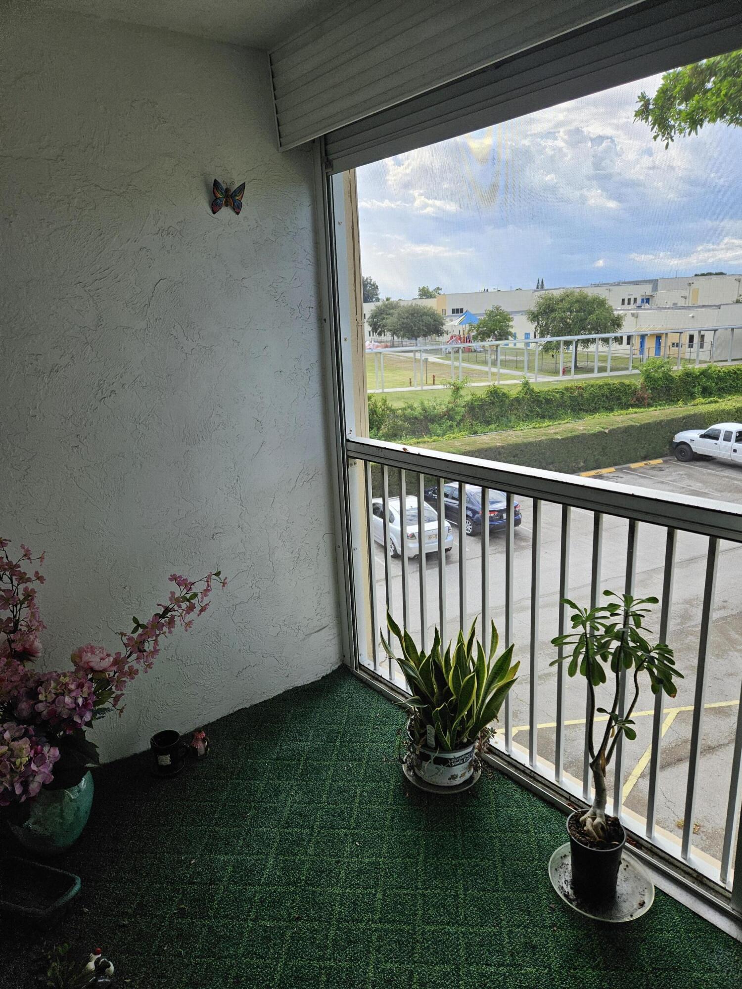 VILLAGE GREEN SUSSEX CONDO - Residential