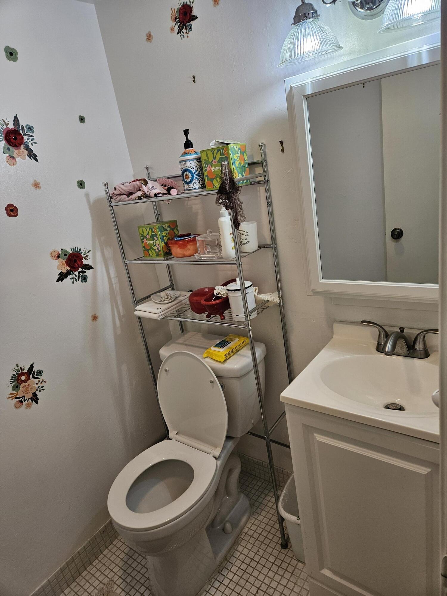 VILLAGE GREEN SUSSEX CONDO - Residential