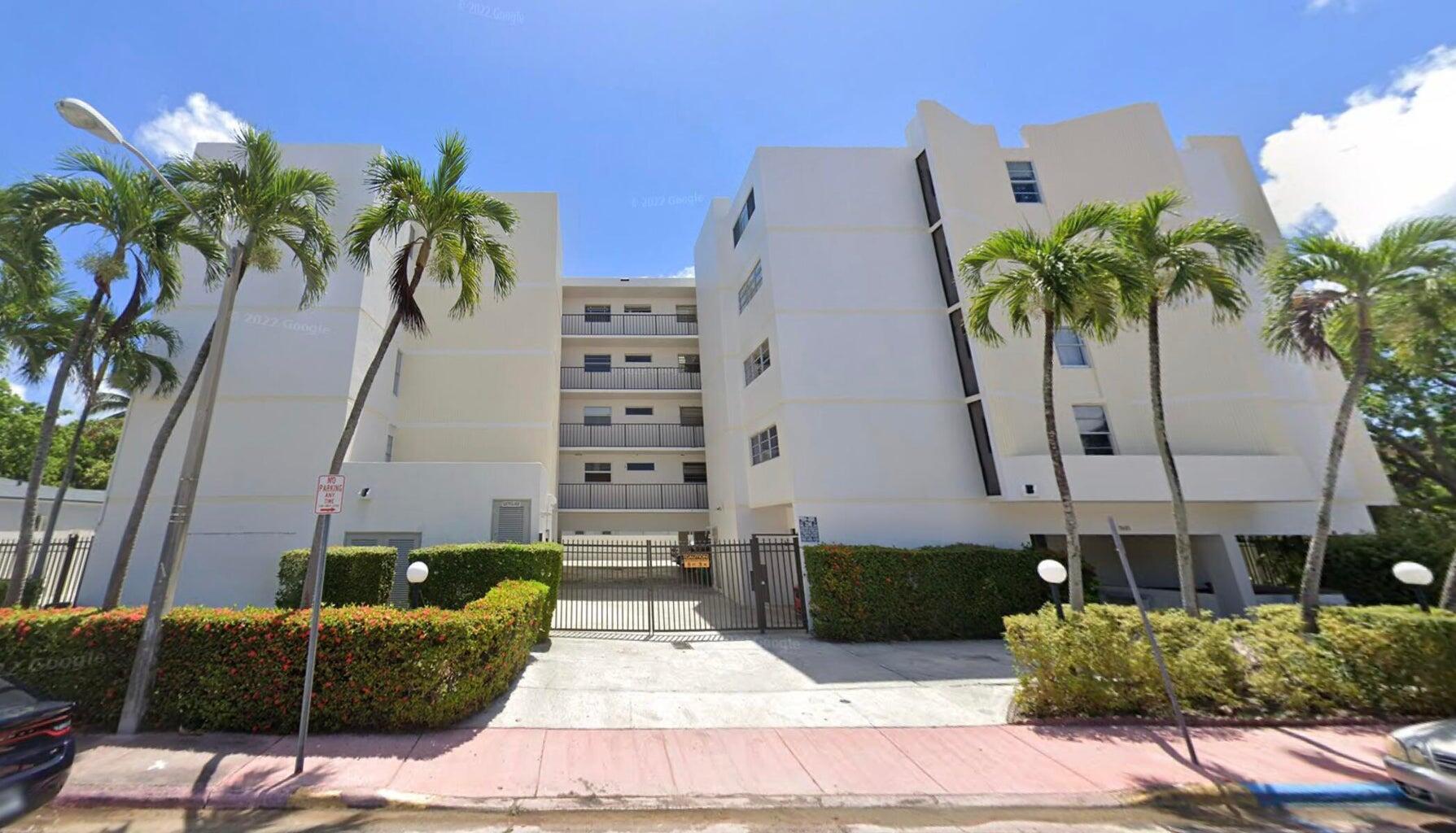 Byron East Condo - Residential