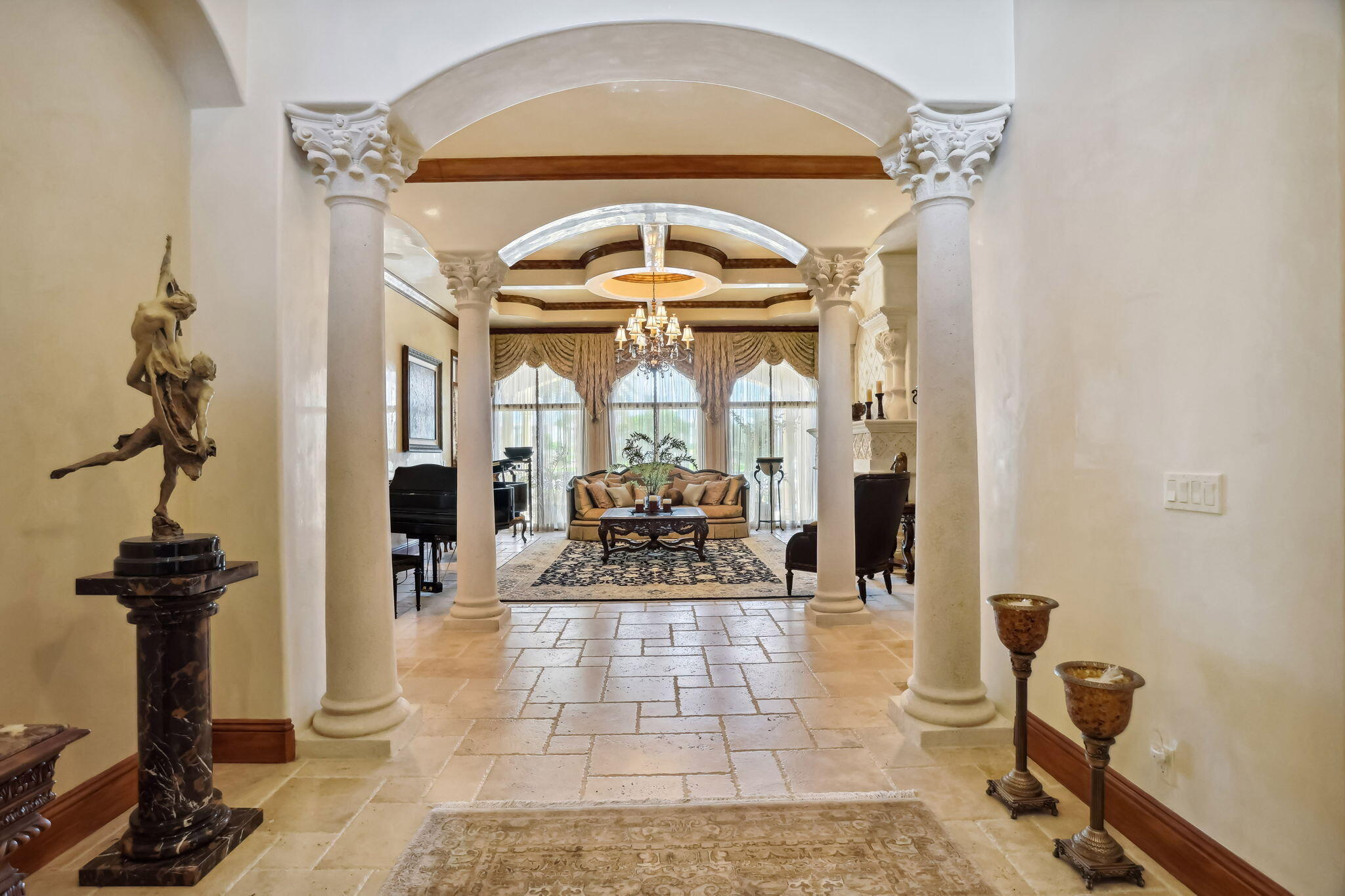 VENETIAN ISLES 1ST SEC - Residential