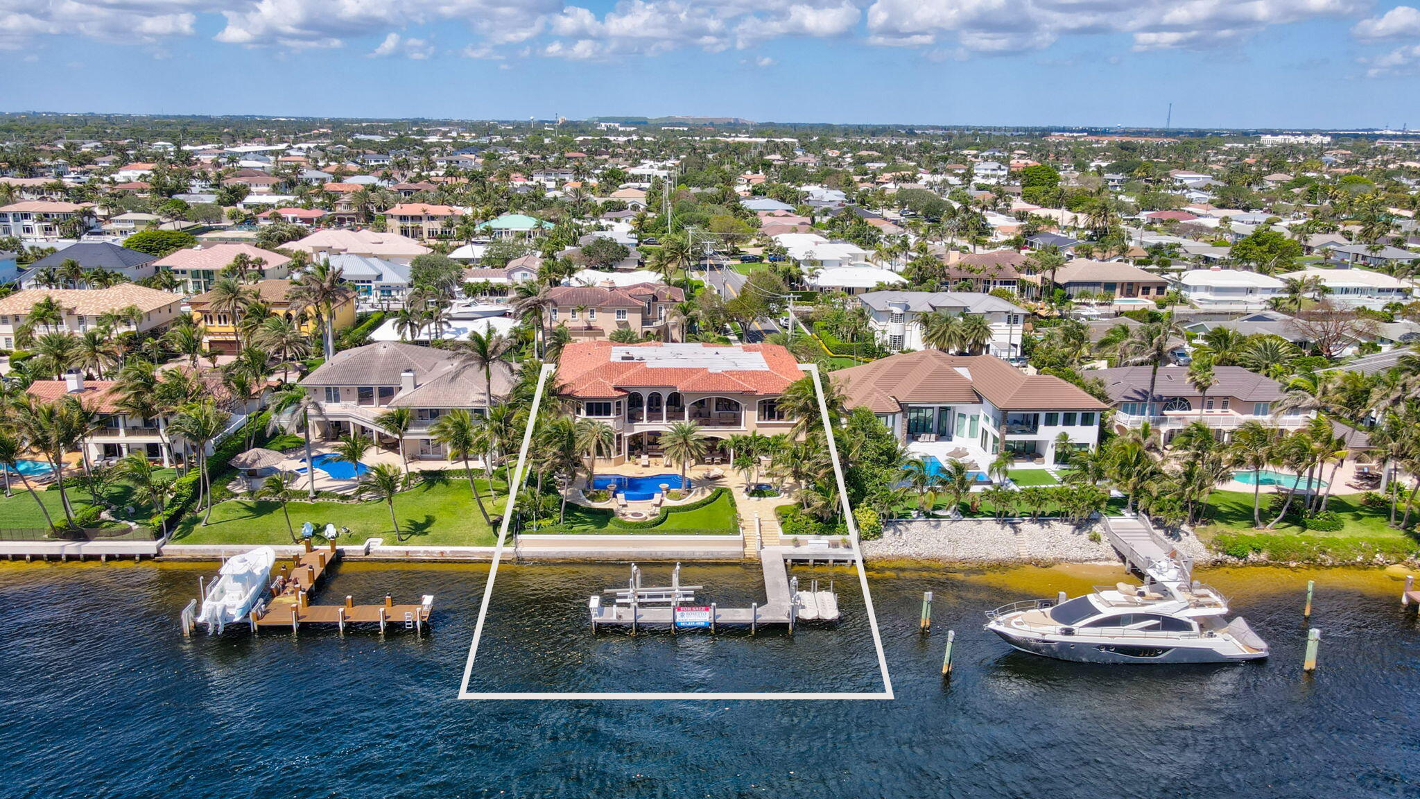VENETIAN ISLES 1ST SEC - Residential