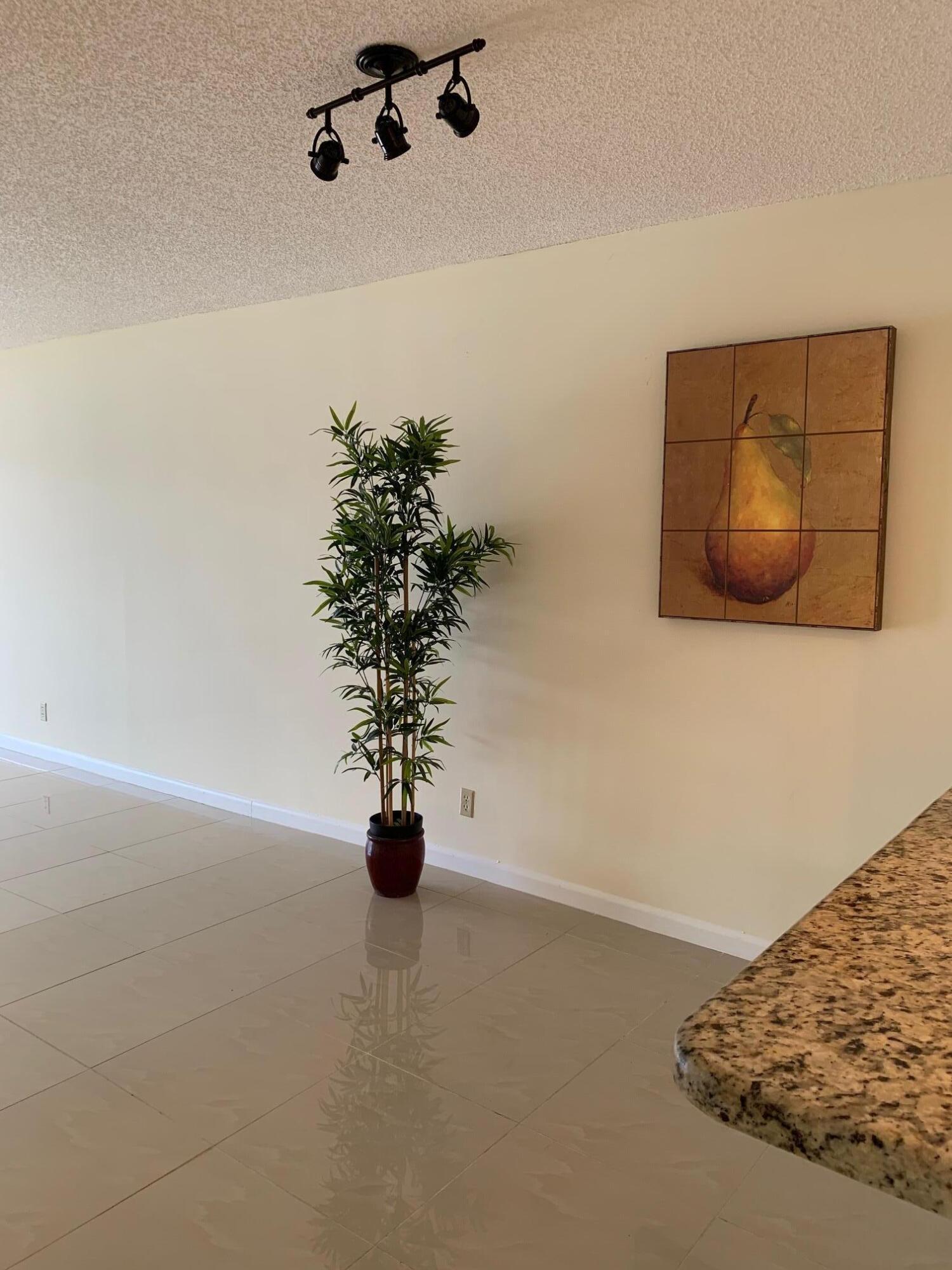 POINCIANA GARDENS CONDO - Residential Lease