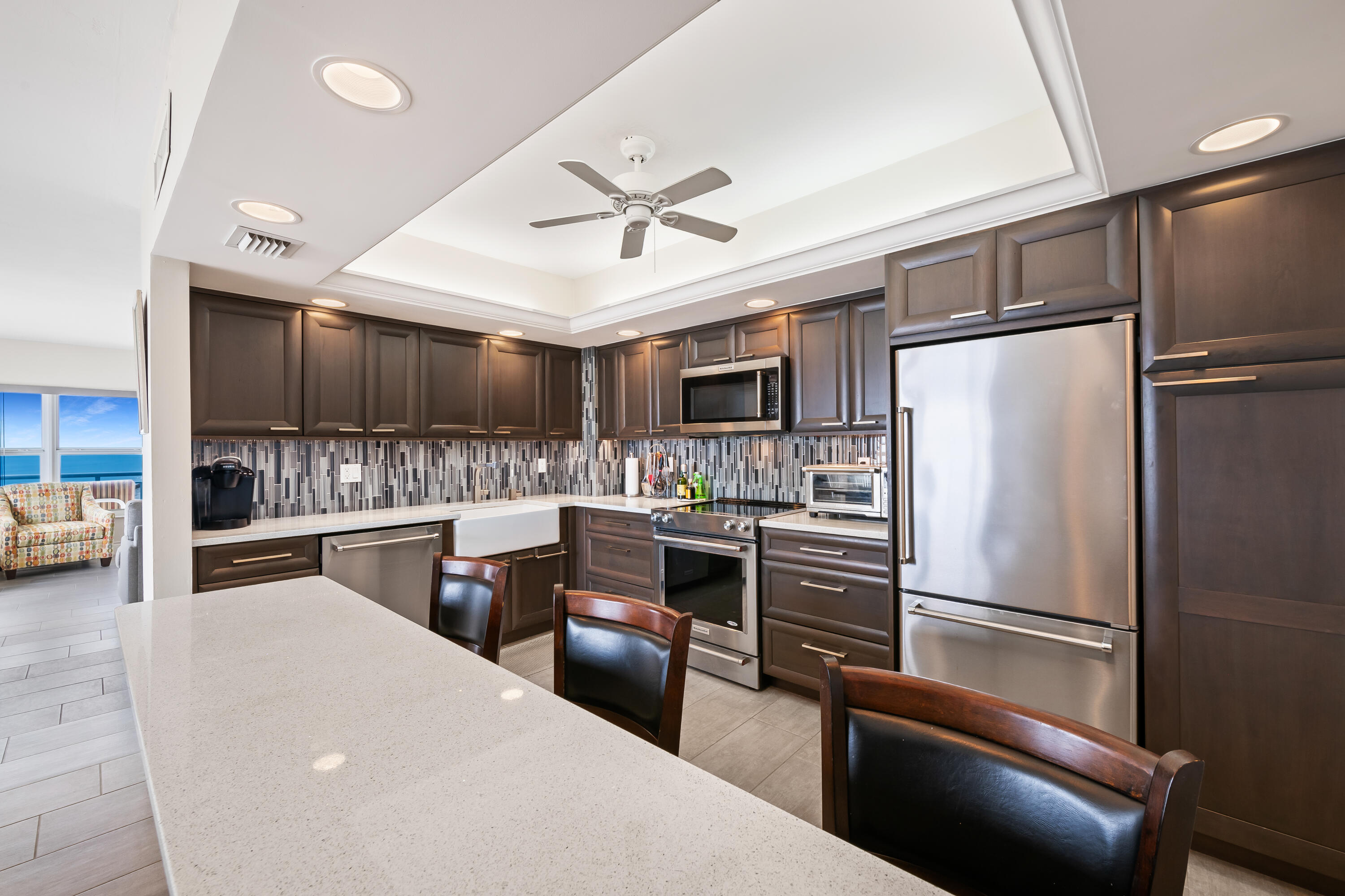 REGENCY TOWER CONDO - Residential
