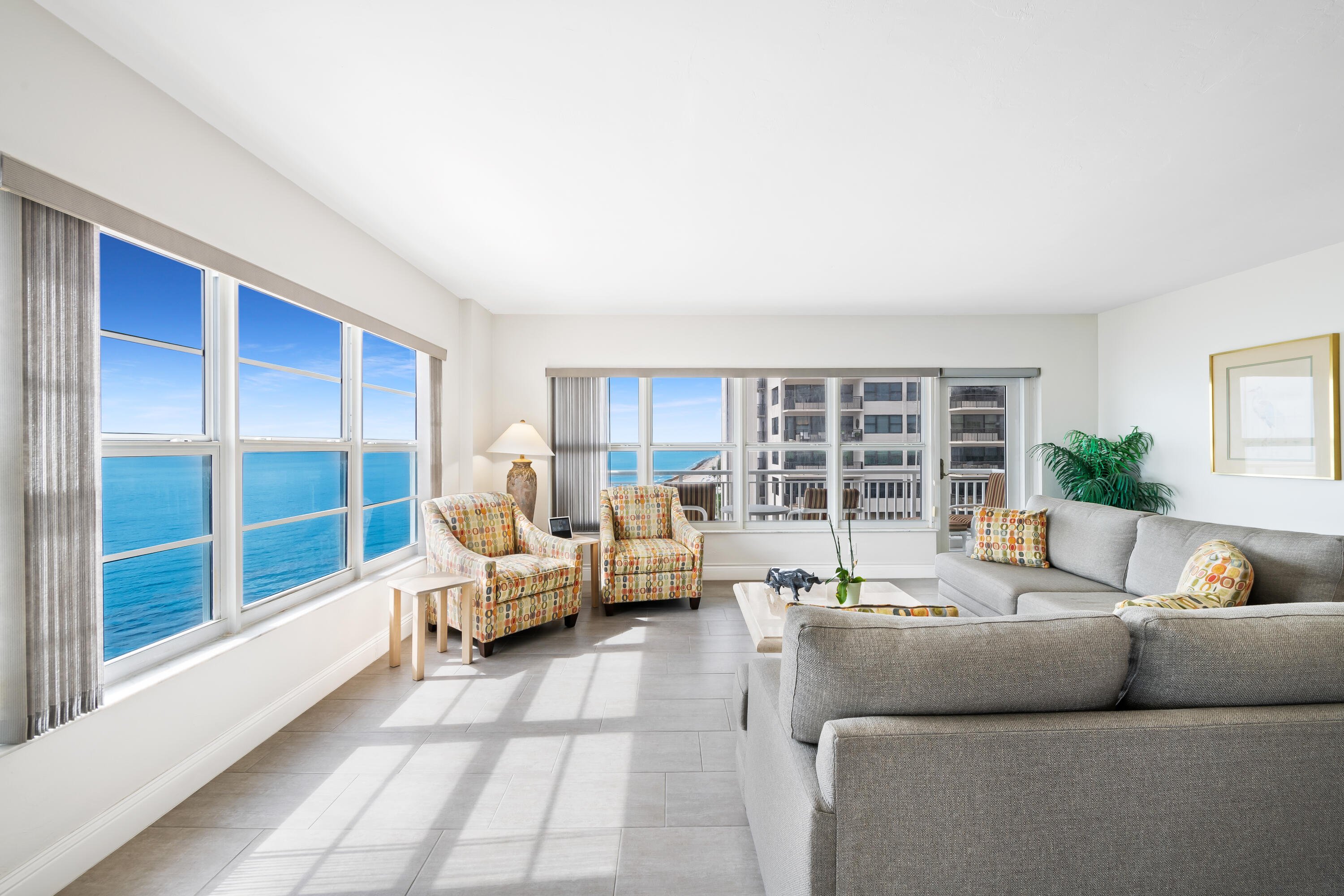 REGENCY TOWER CONDO - Residential