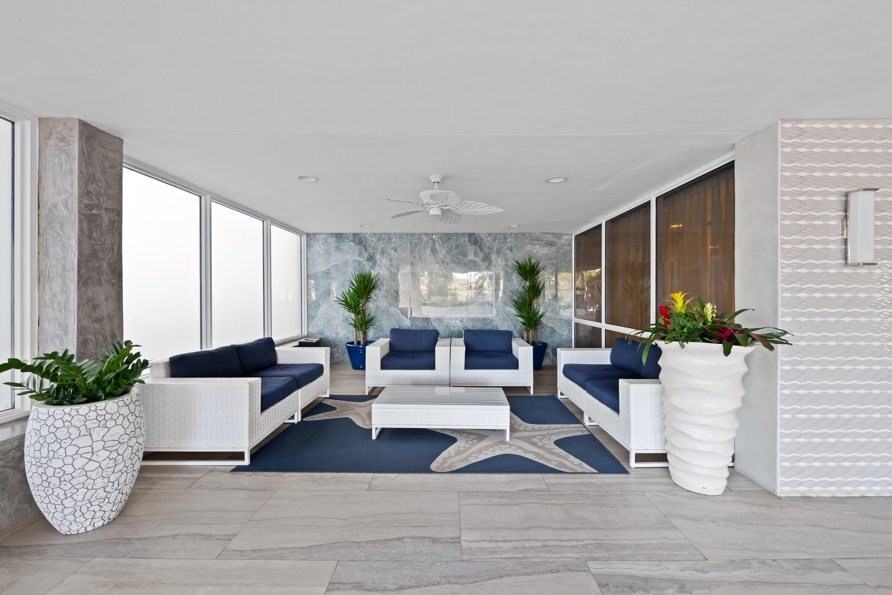 REGENCY TOWER CONDO - Residential