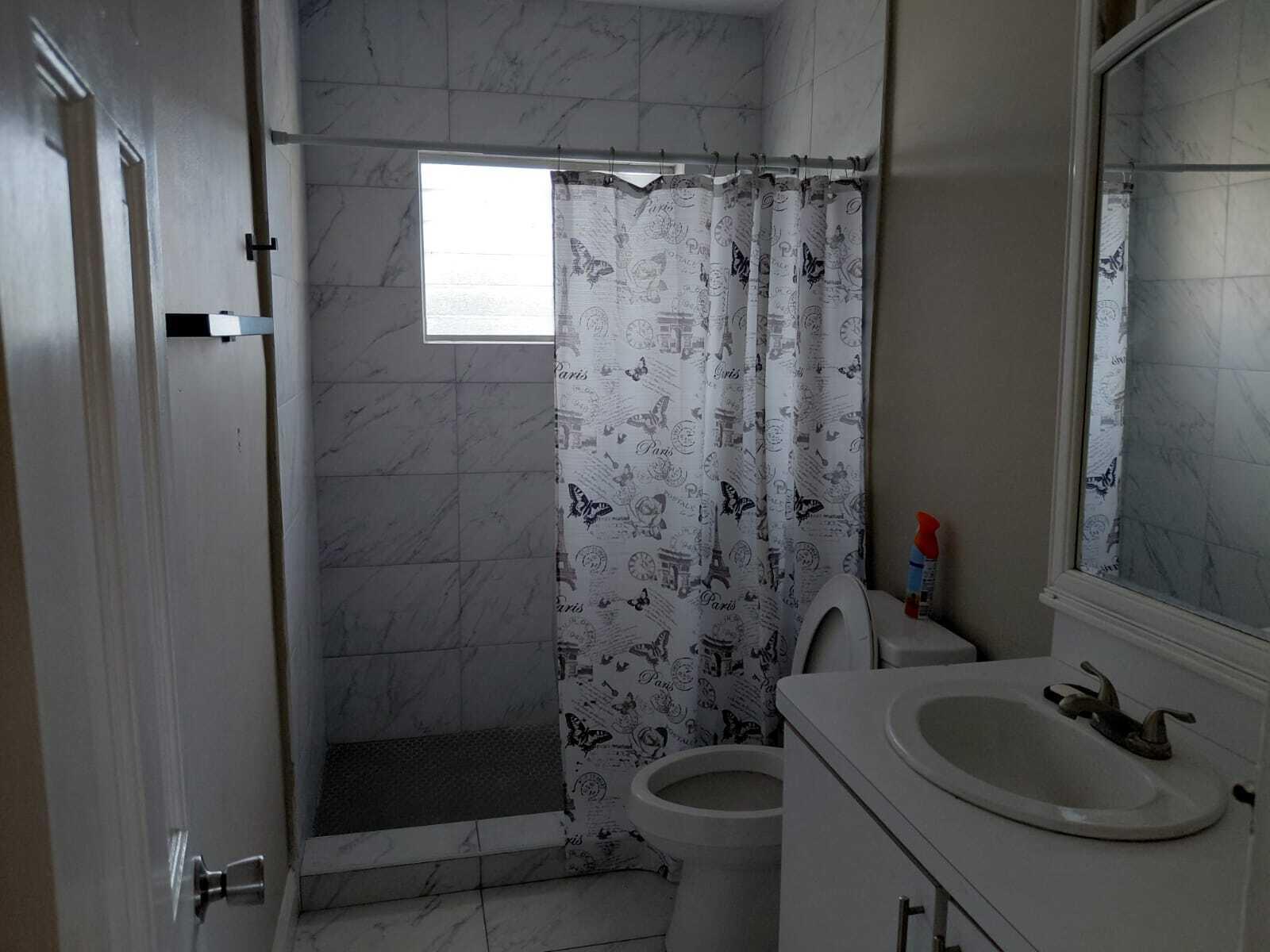 HOLLYWOOD BEACH HEIGHTS SEC - Residential Lease