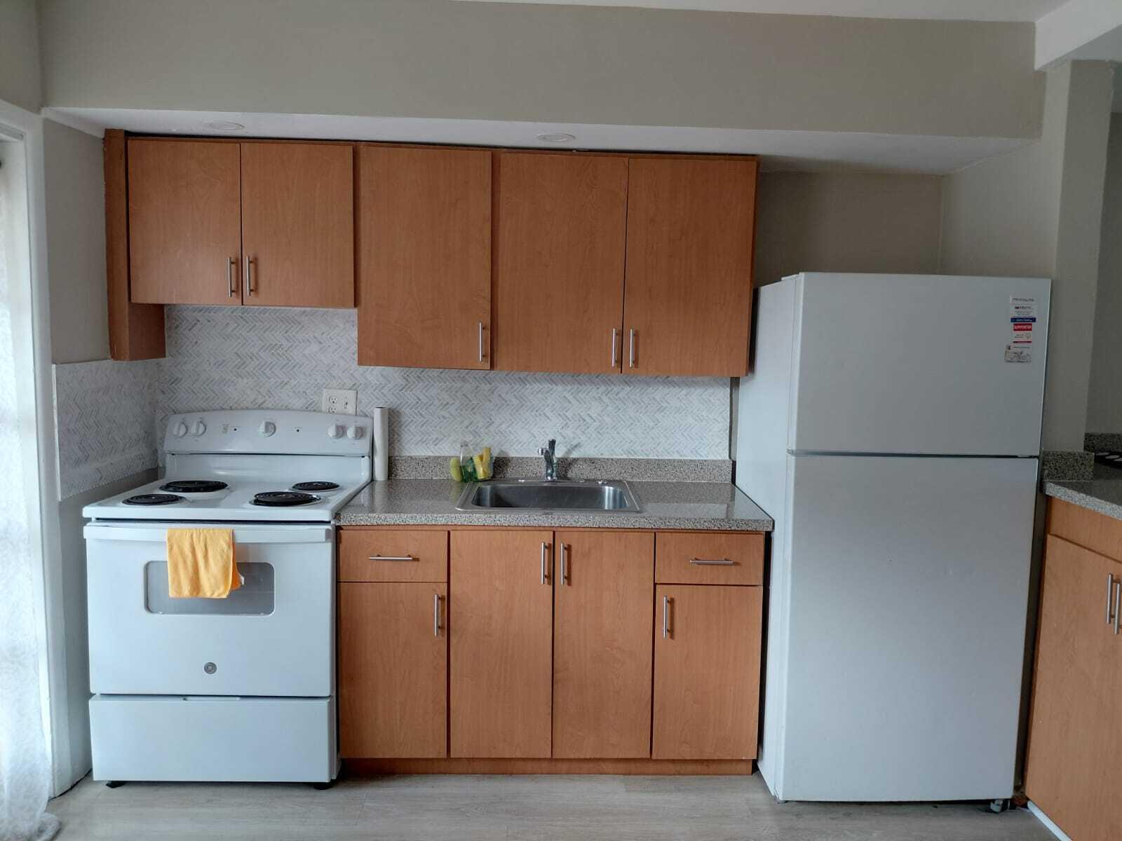 HOLLYWOOD BEACH HEIGHTS SEC - Residential Lease