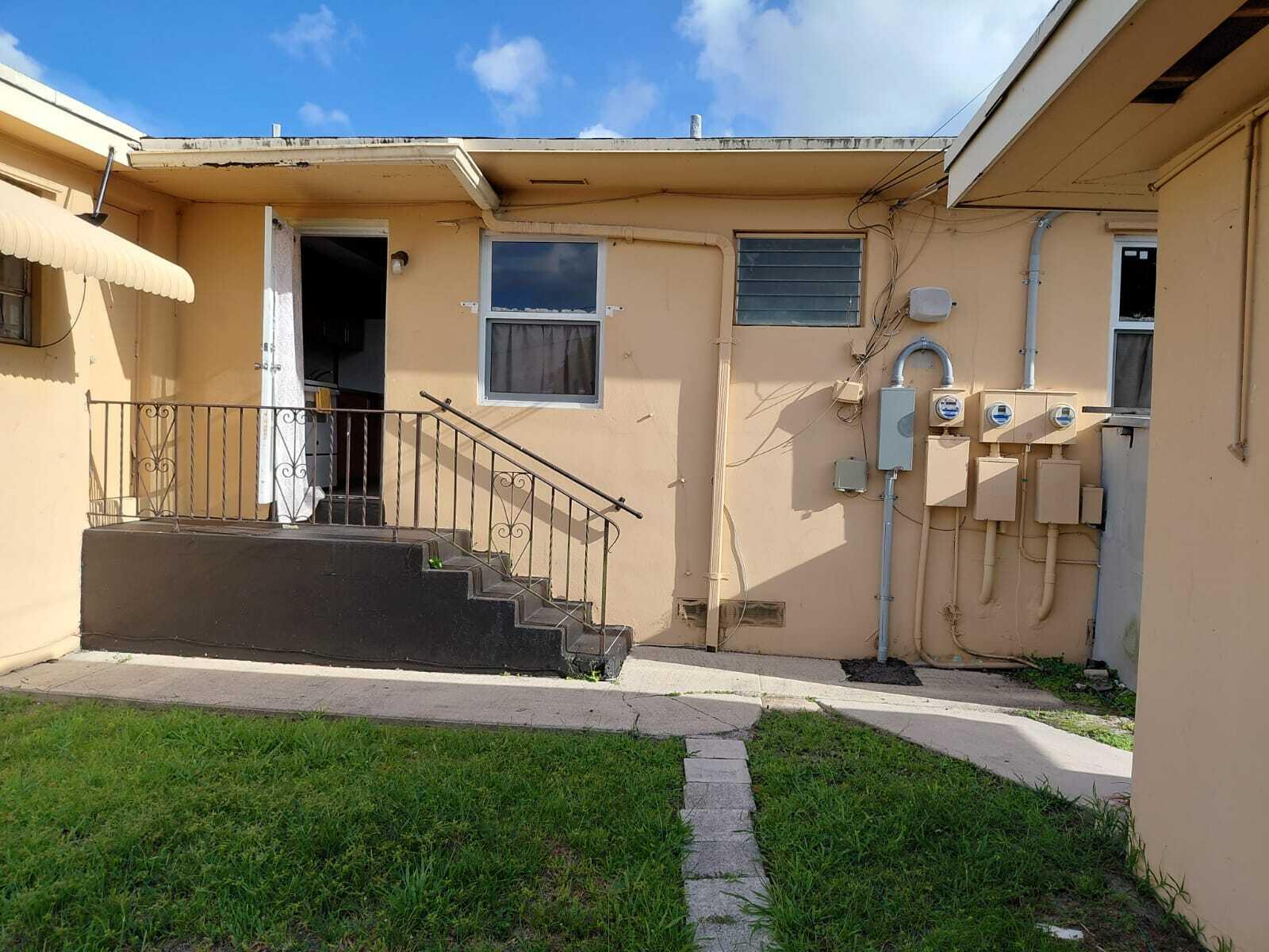 HOLLYWOOD BEACH HEIGHTS SEC - Residential Lease