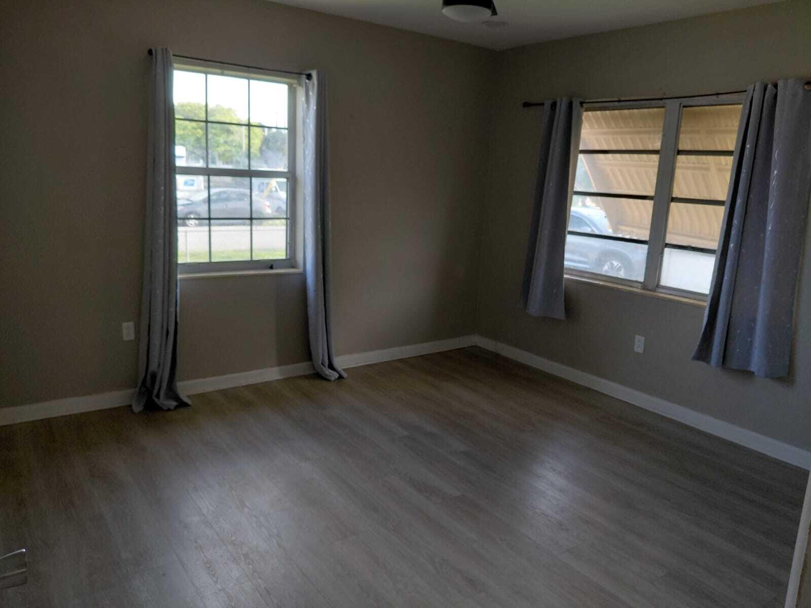 HOLLYWOOD BEACH HEIGHTS SEC - Residential Lease