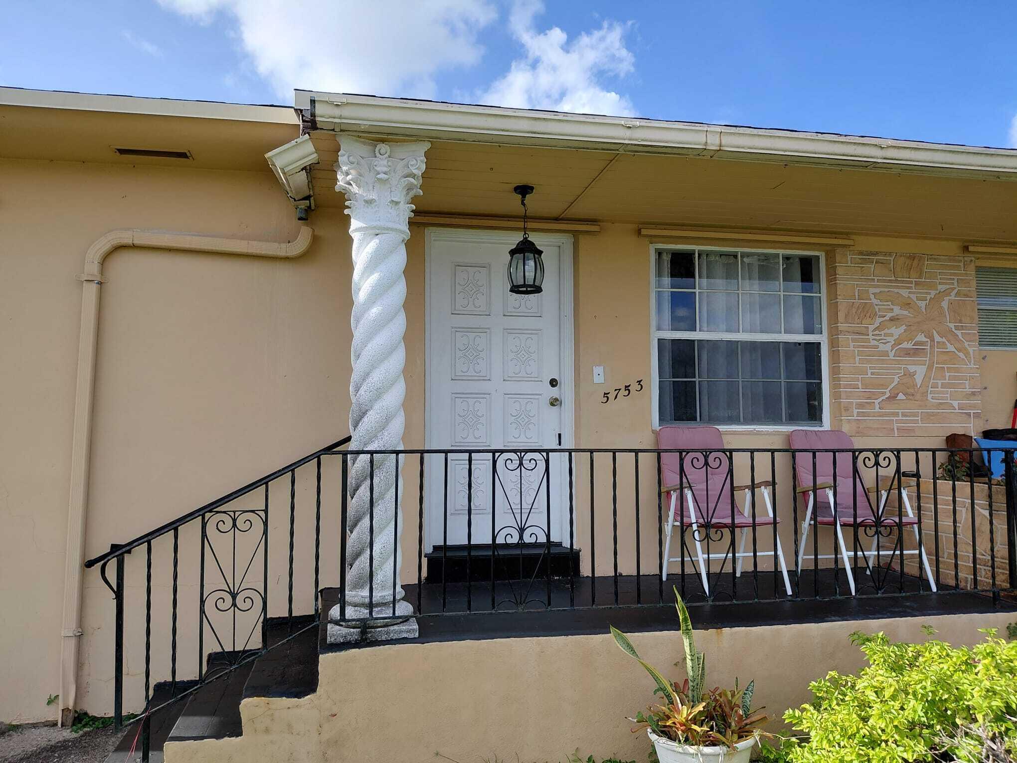HOLLYWOOD BEACH HEIGHTS SEC - Residential Lease