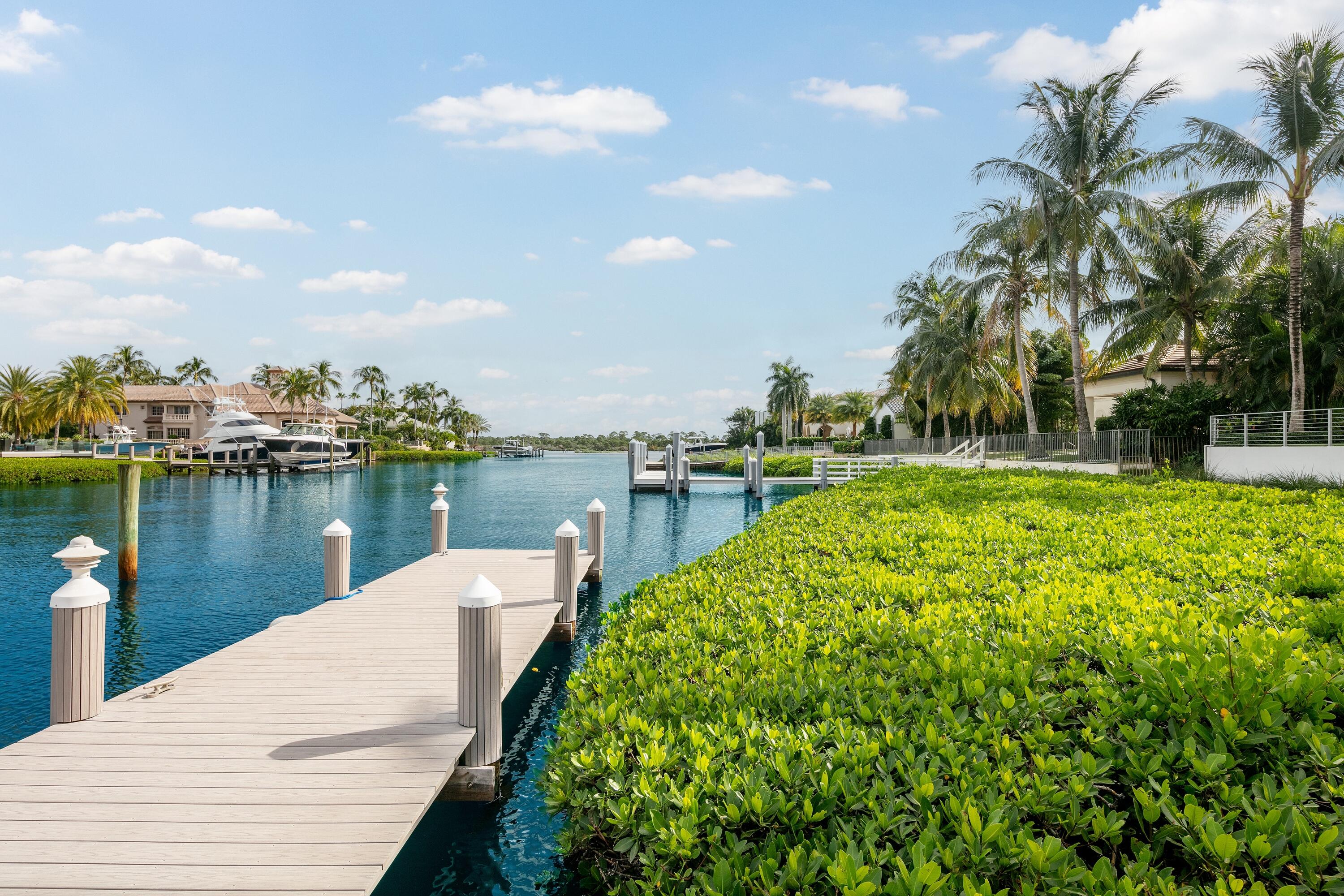 ADMIRALS COVE PAR C - Residential