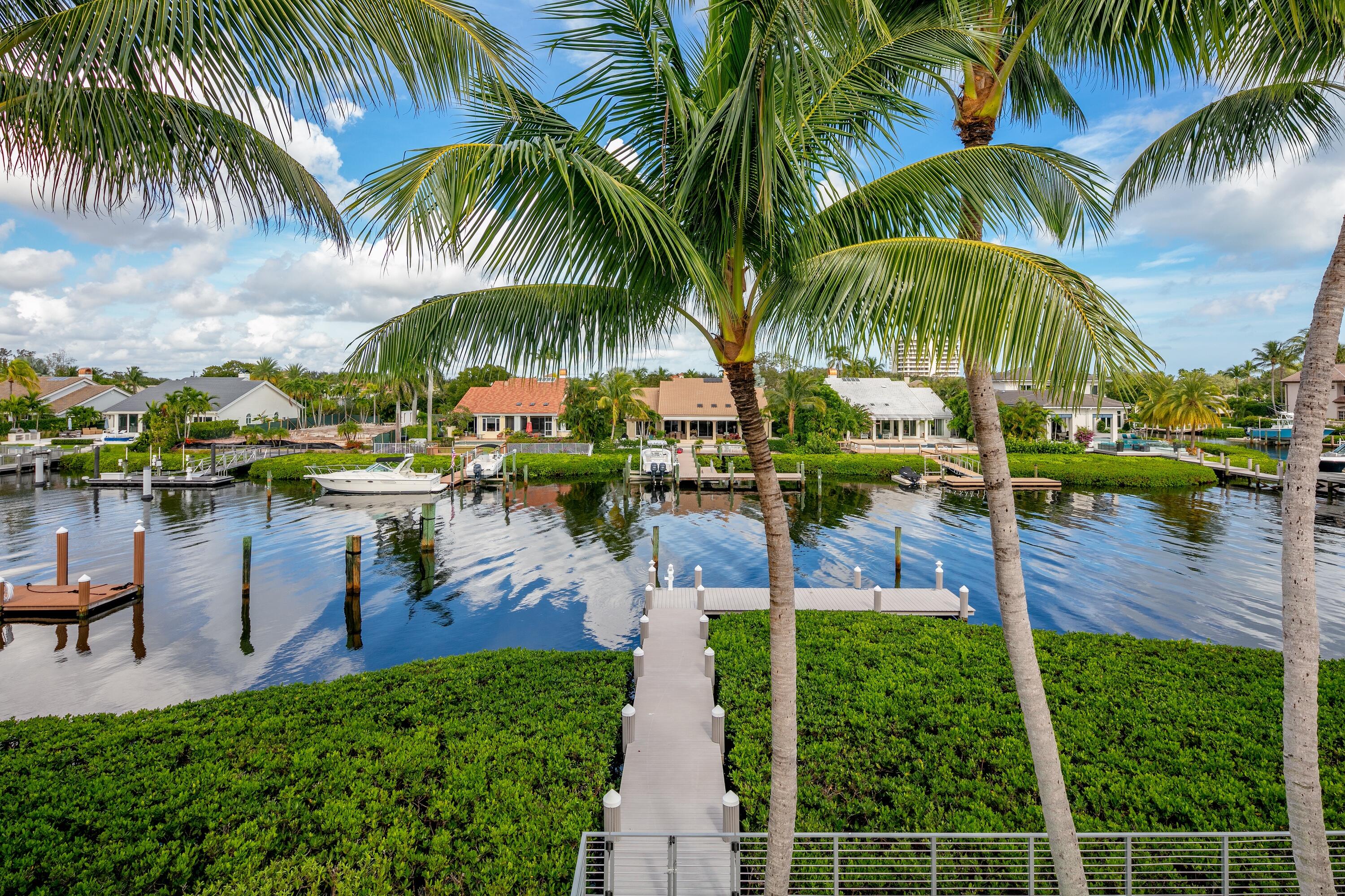ADMIRALS COVE PAR C - Residential