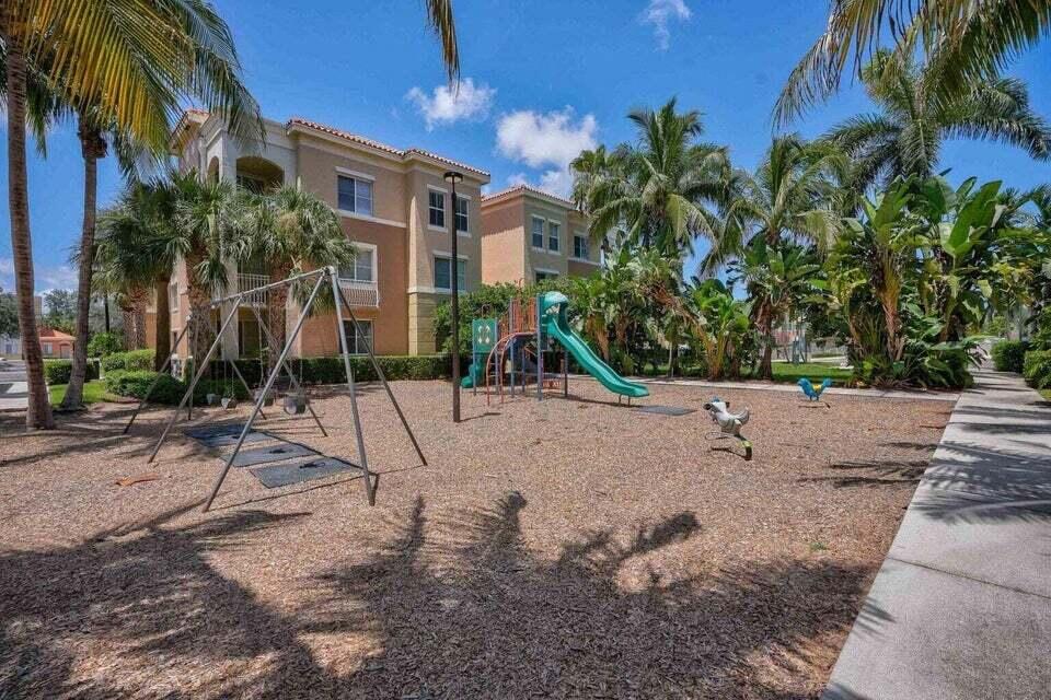 LEGACY PLACE - Residential Lease