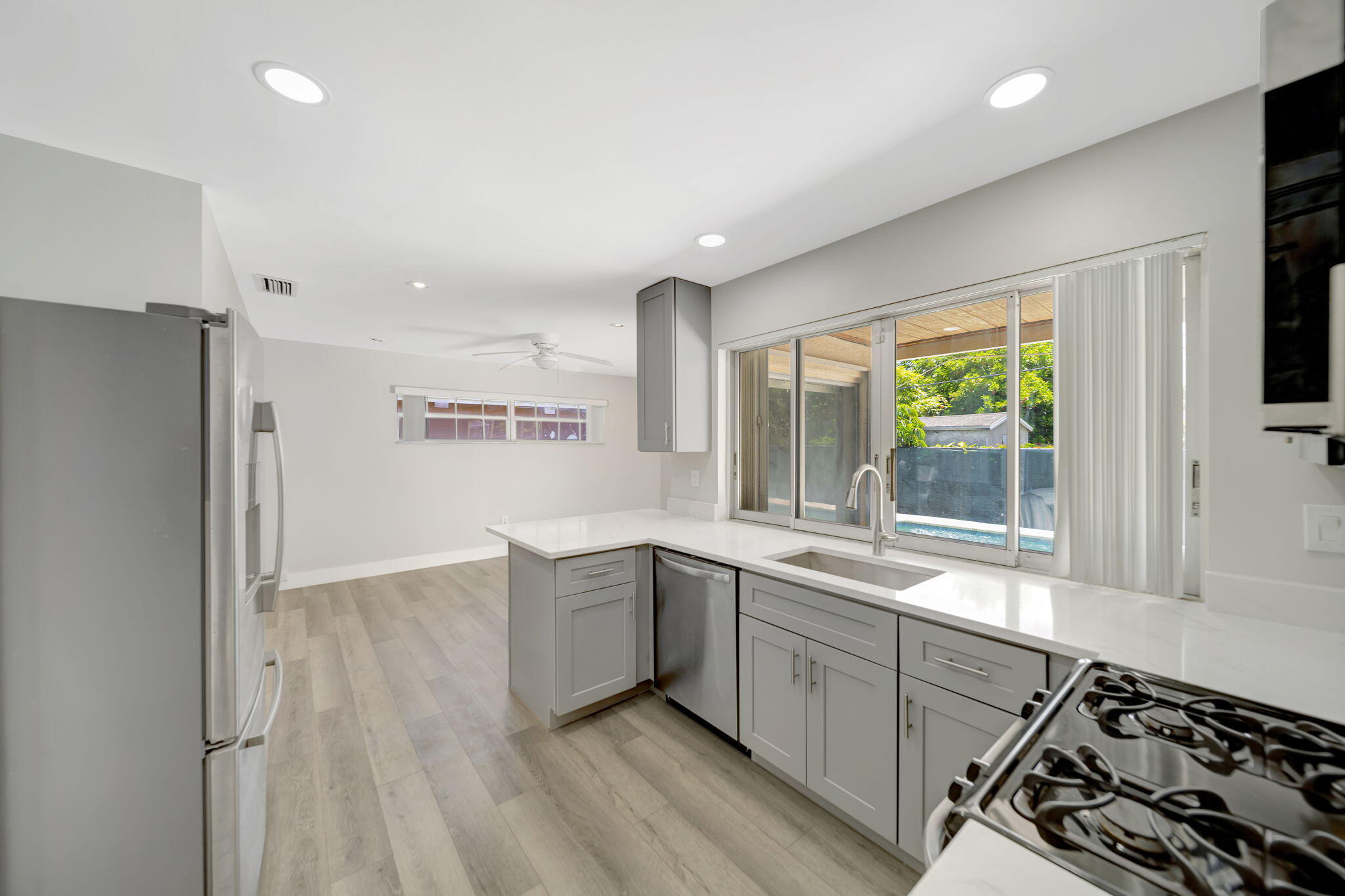 SUNRISE GOLF VILLAGE SEC 21 - Residential