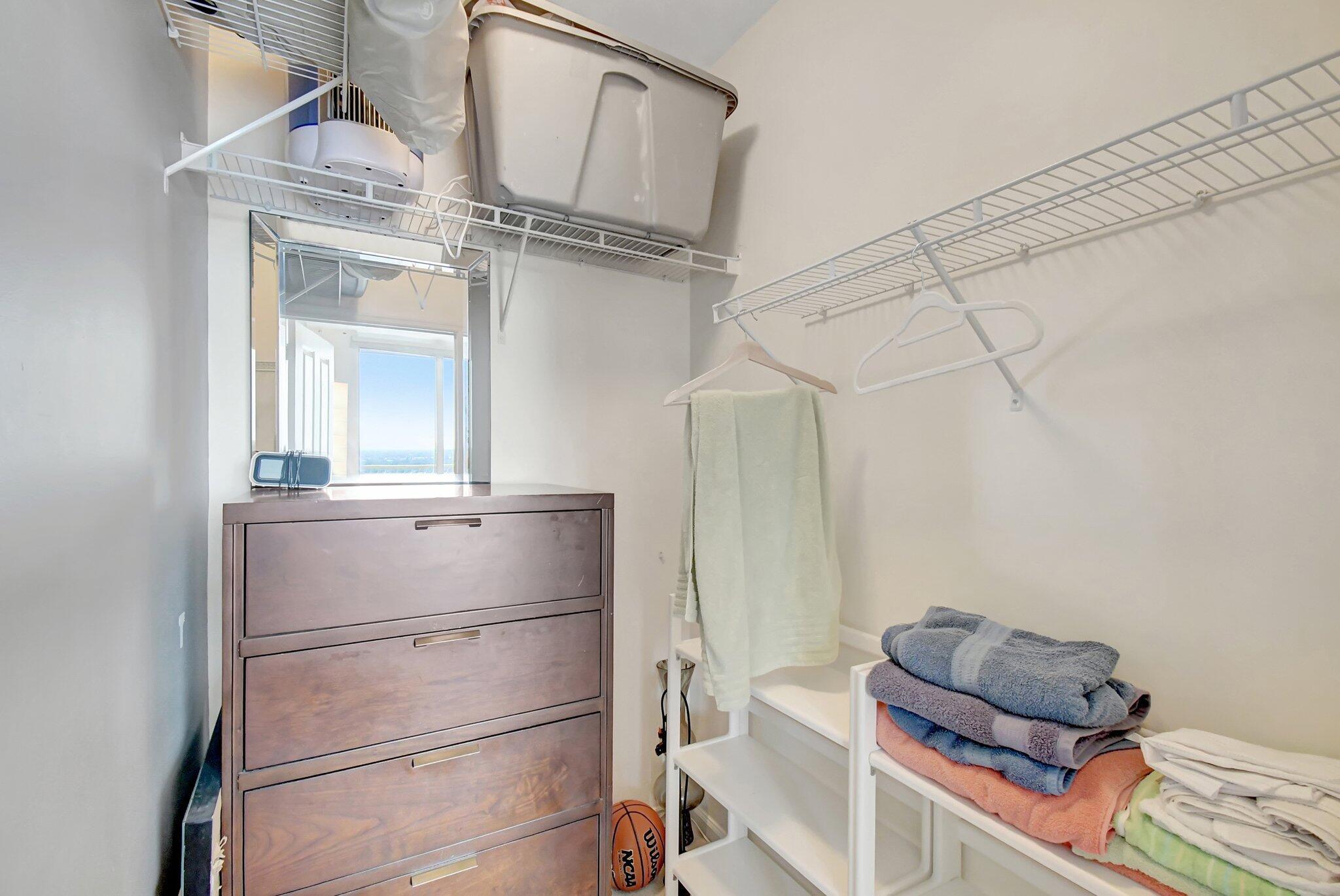 NURIVER LANDING CONDO - Residential Lease