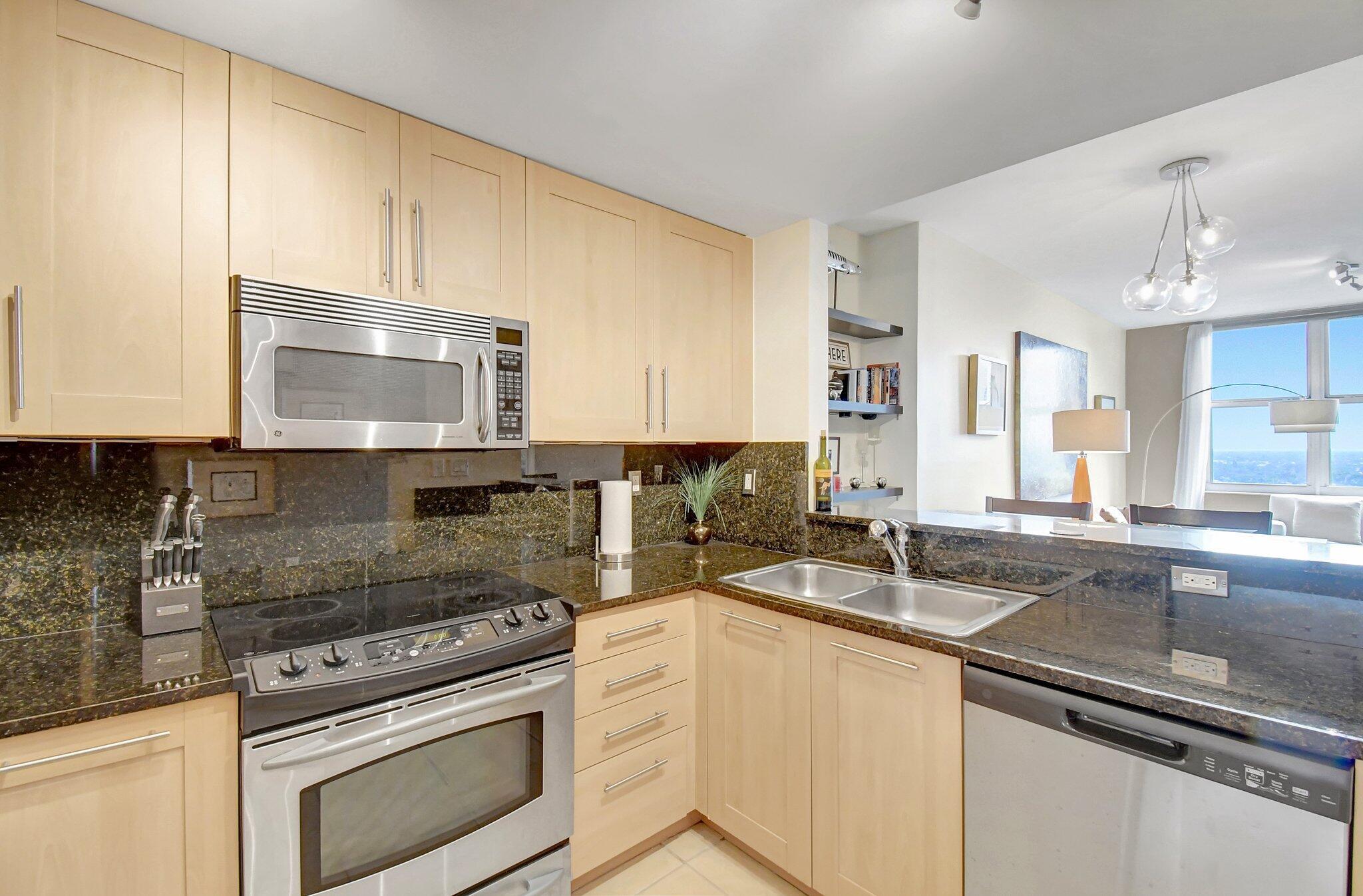 NURIVER LANDING CONDO - Residential Lease