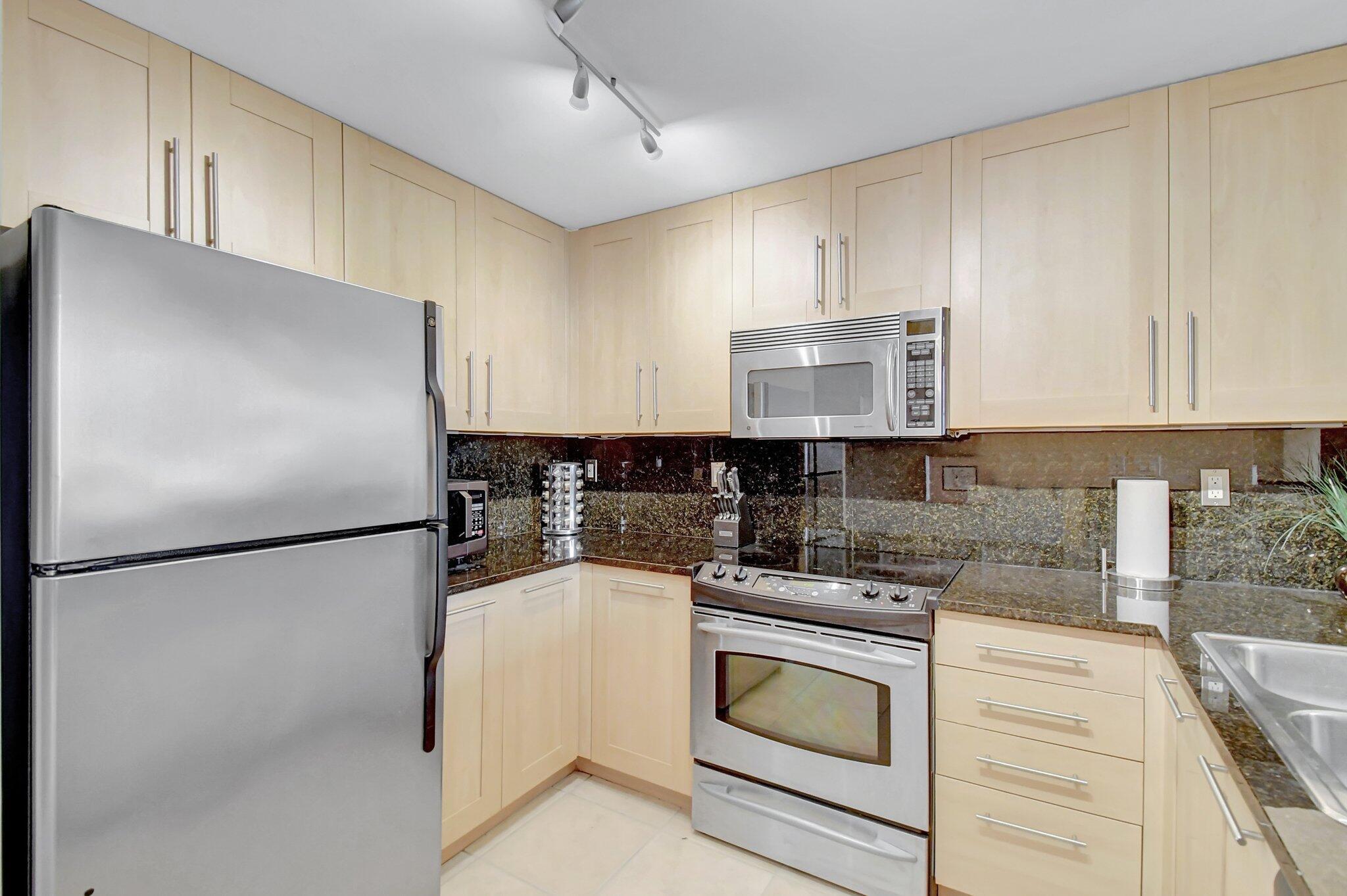 NURIVER LANDING CONDO - Residential Lease