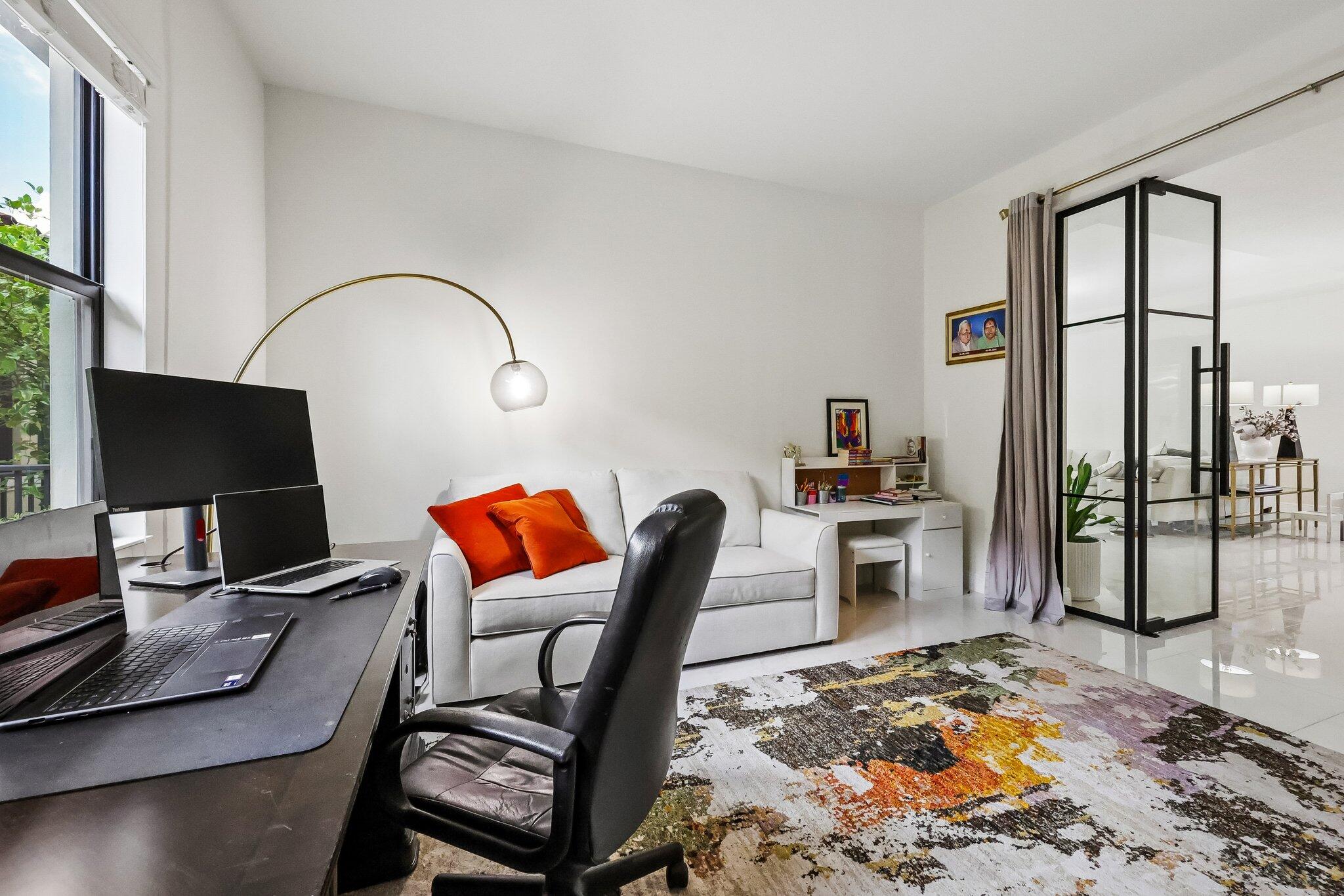 PARKLAND BAY - Residential