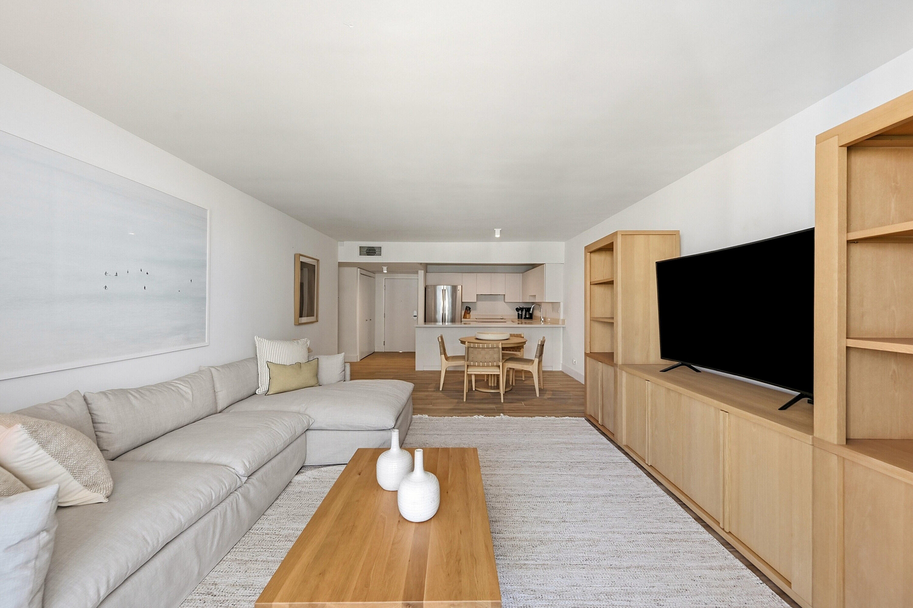 RONEY PALACE CONDO - Residential