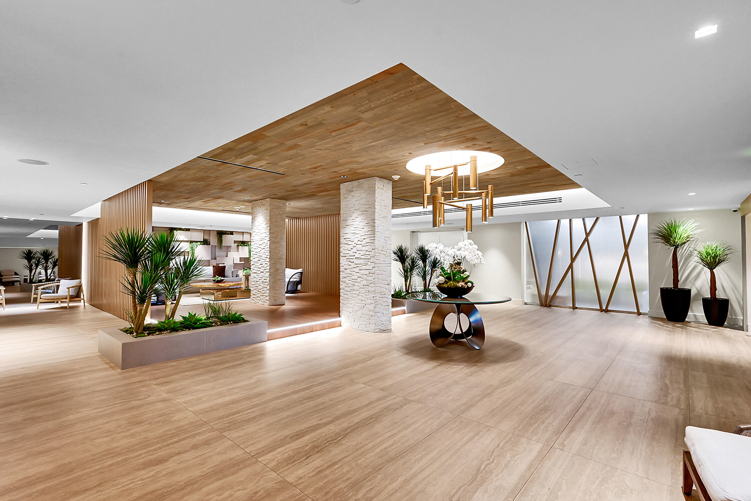 RONEY PALACE CONDO - Residential