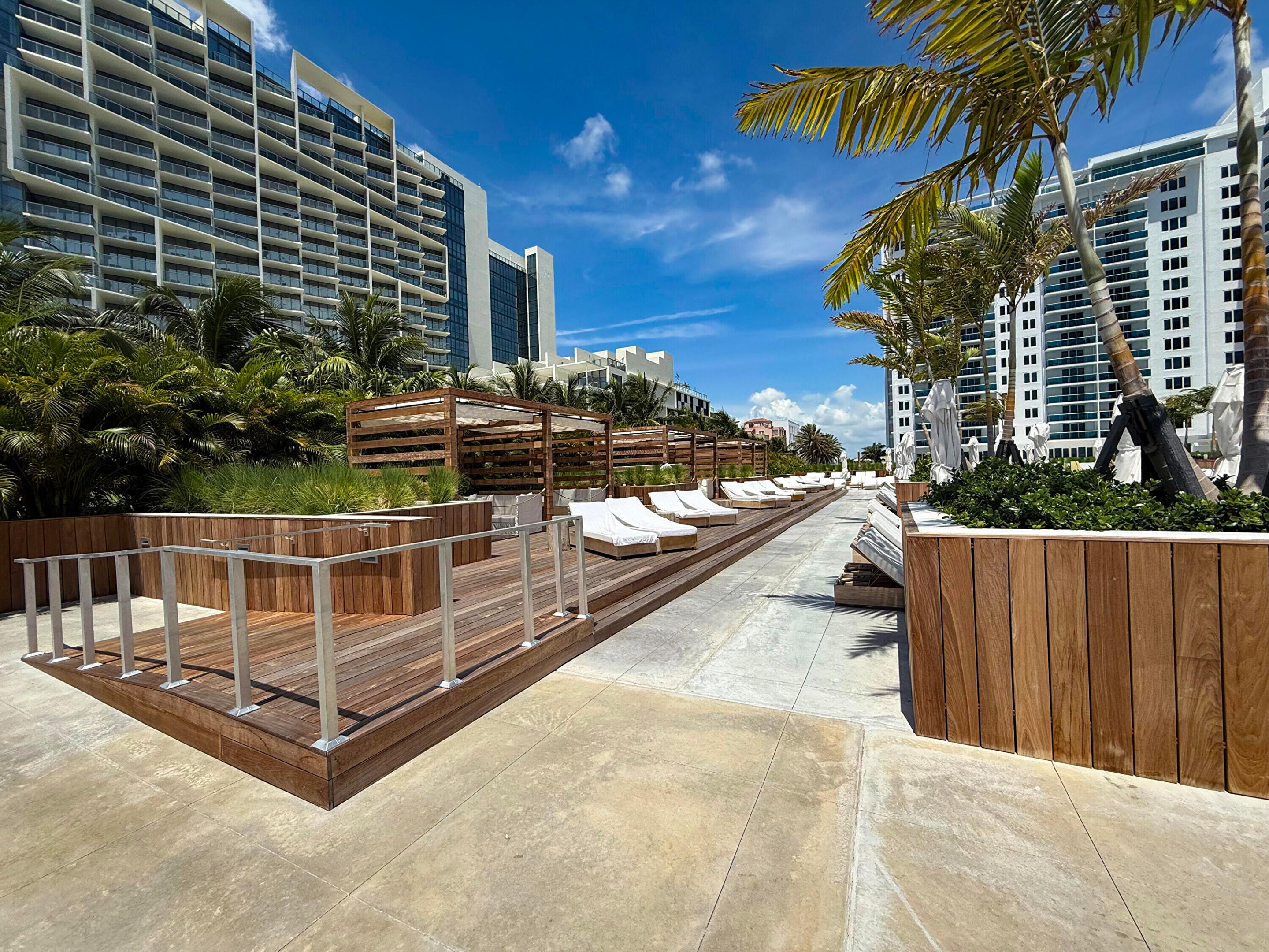 RONEY PALACE CONDO - Residential