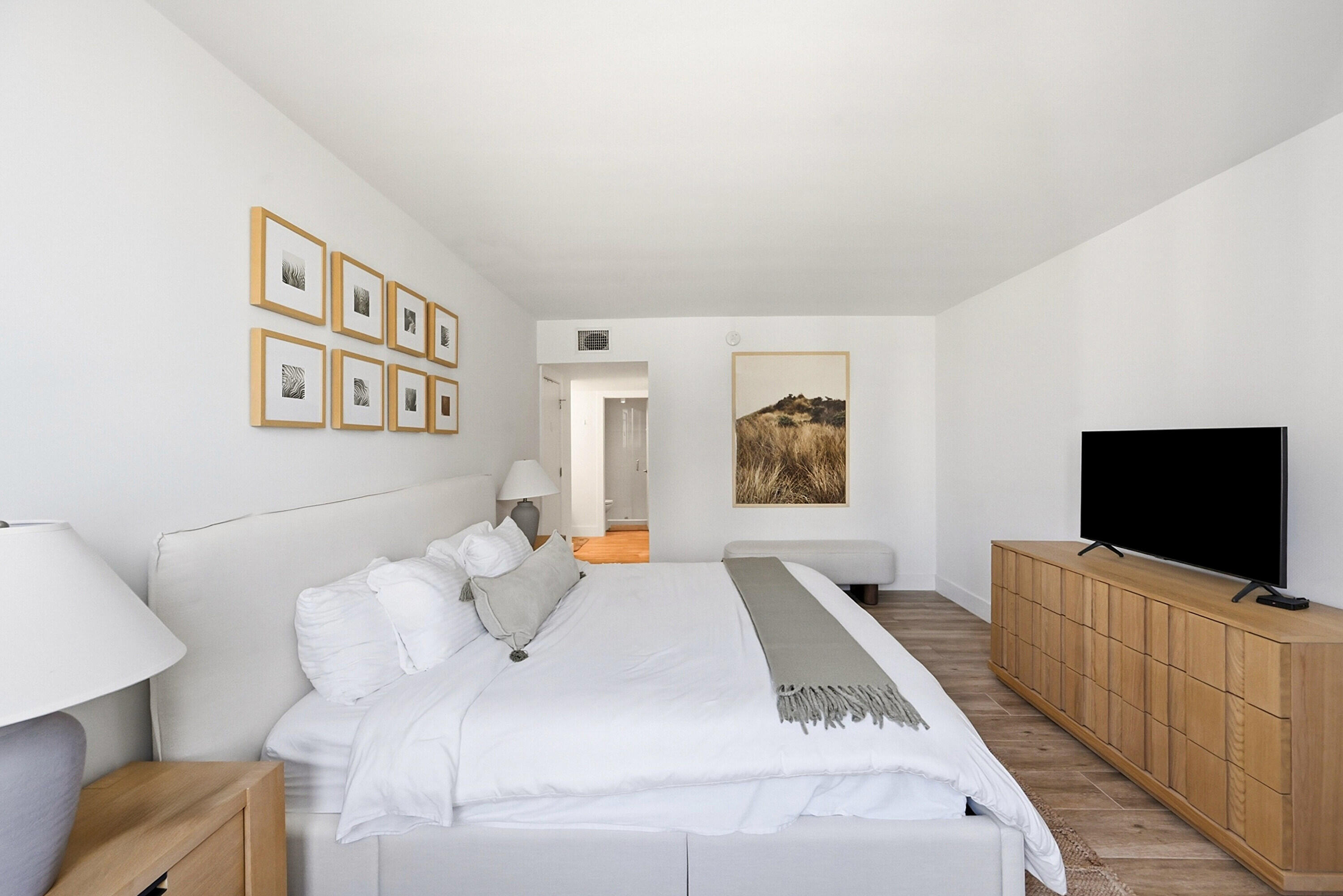 RONEY PALACE CONDO - Residential
