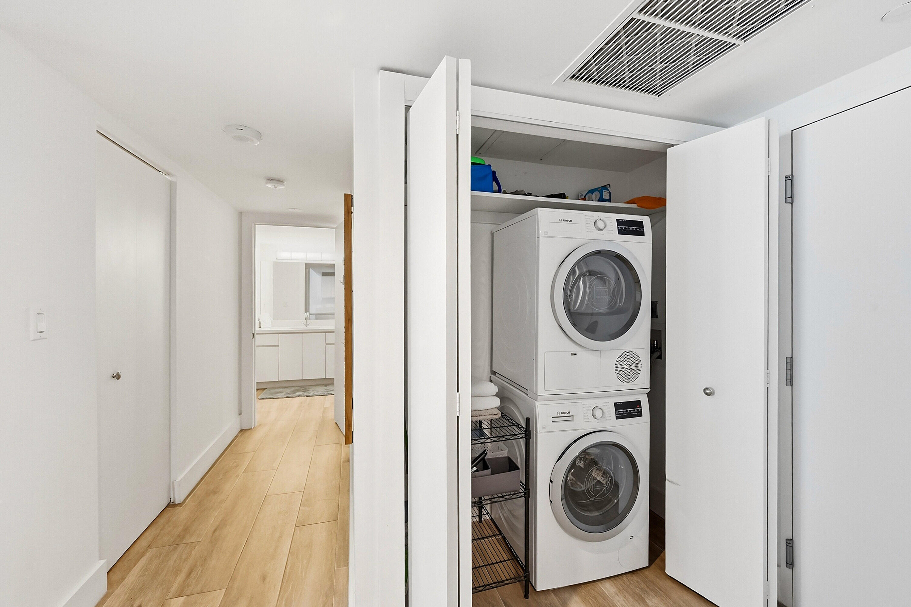 RONEY PALACE CONDO - Residential