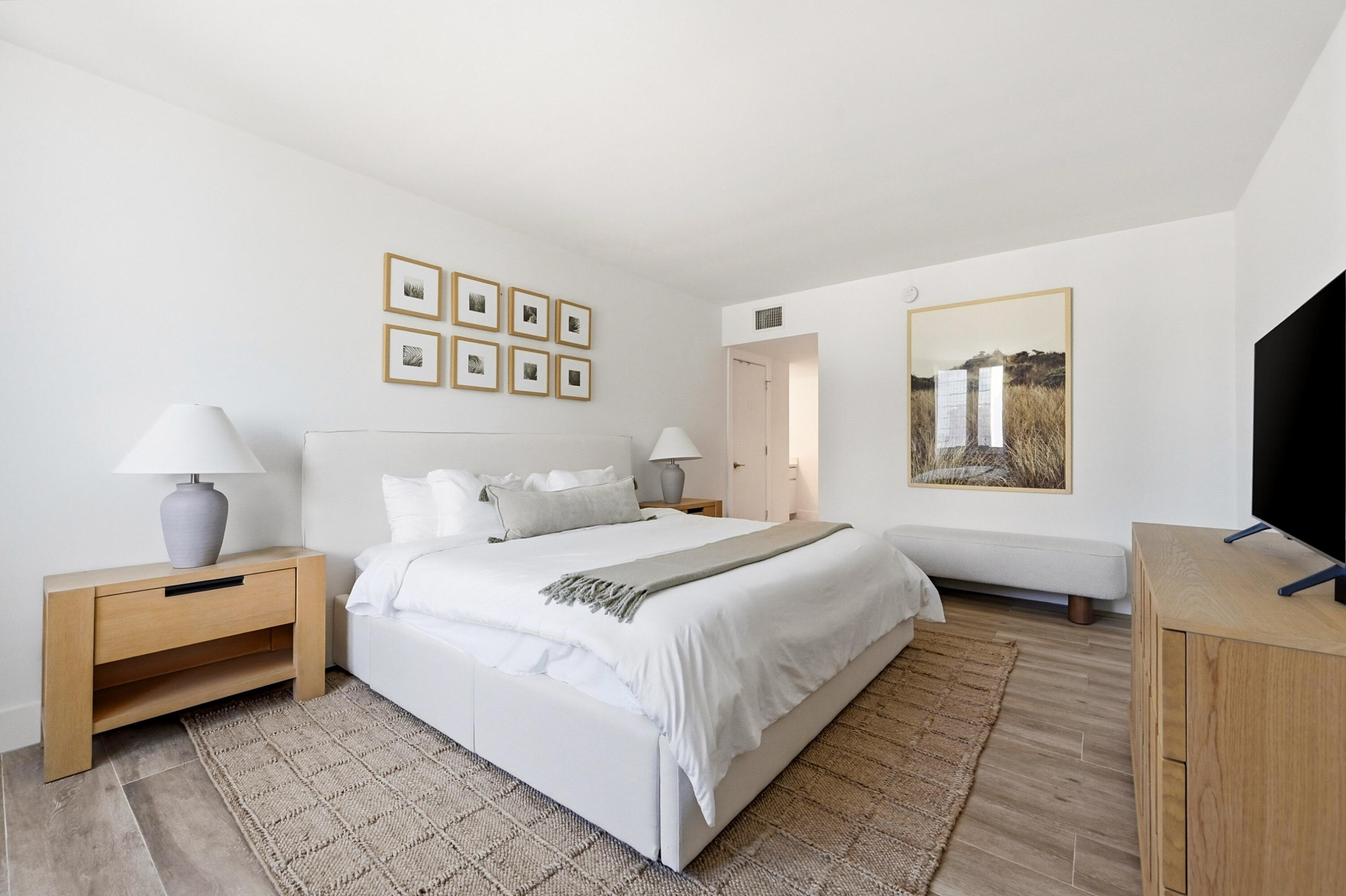 RONEY PALACE CONDO - Residential