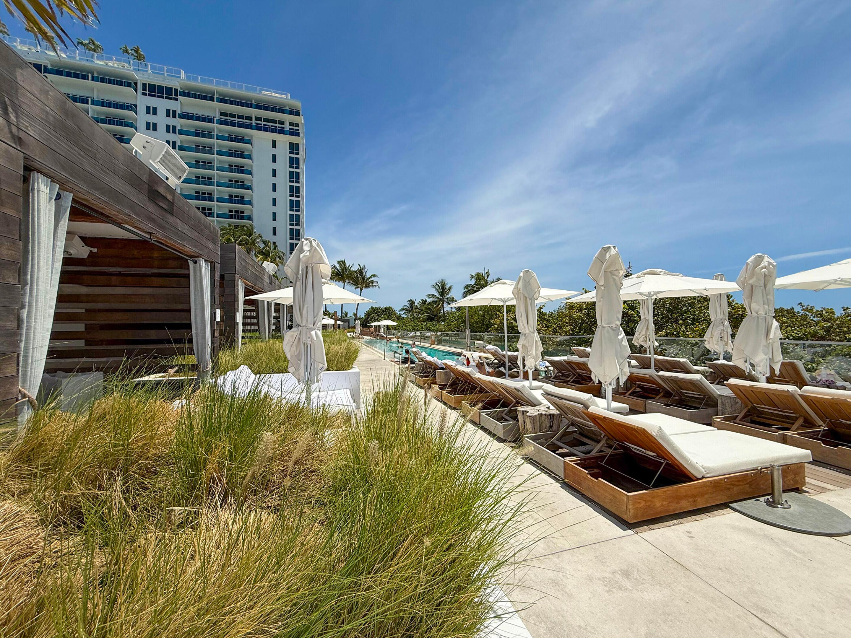 RONEY PALACE CONDO - Residential