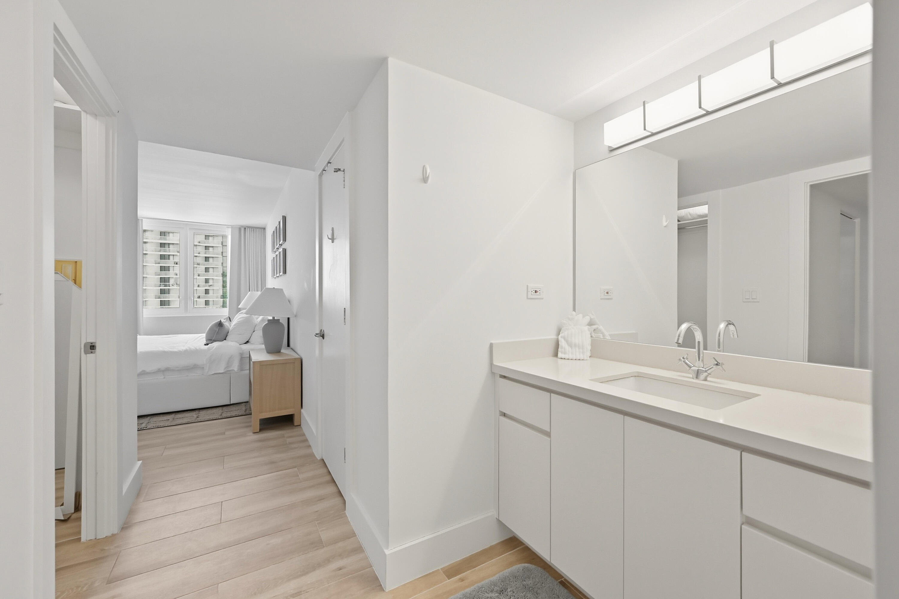 RONEY PALACE CONDO - Residential